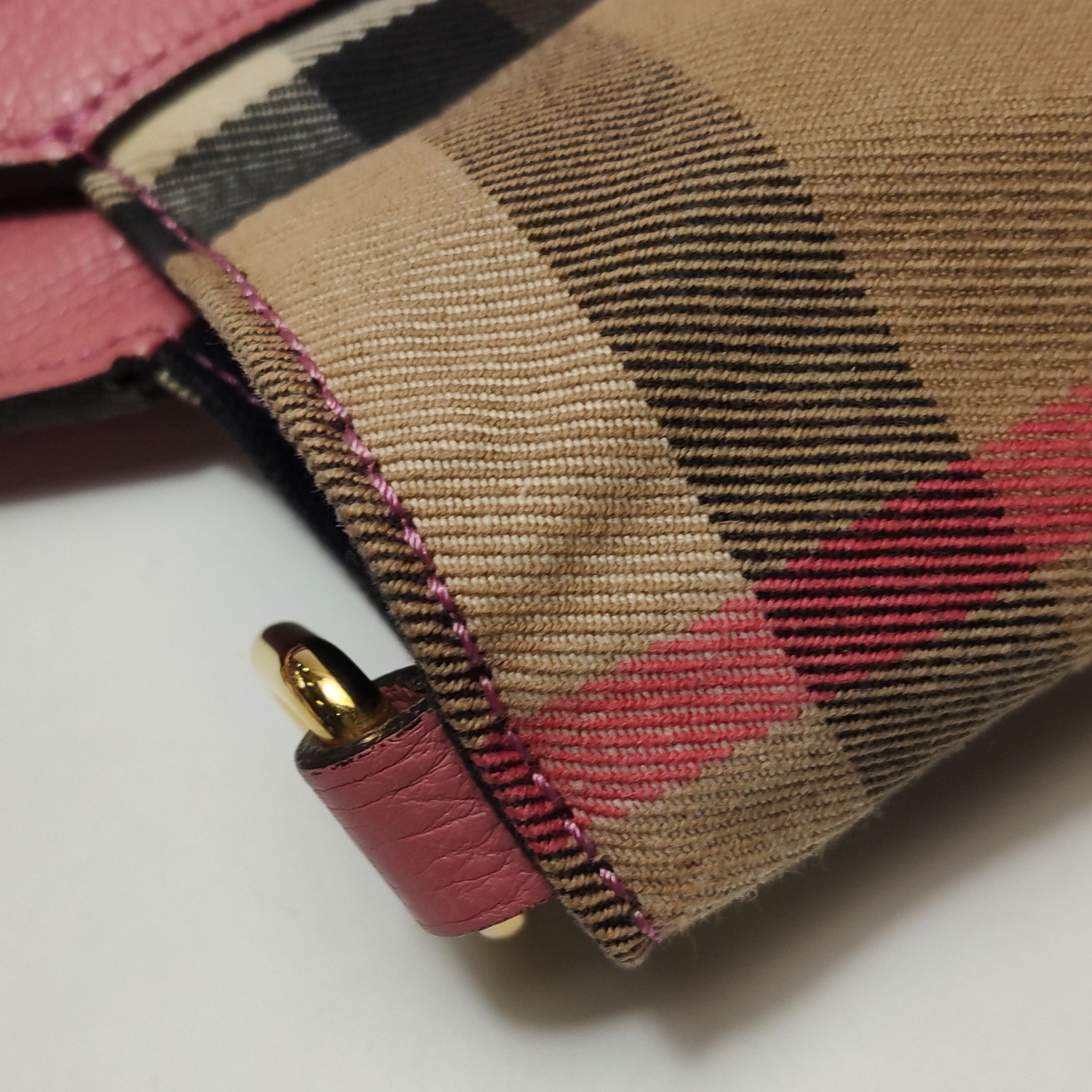 Burberry Burberry Women os Shoulder Bags Size ONE SIZE - 25 Thumbnail