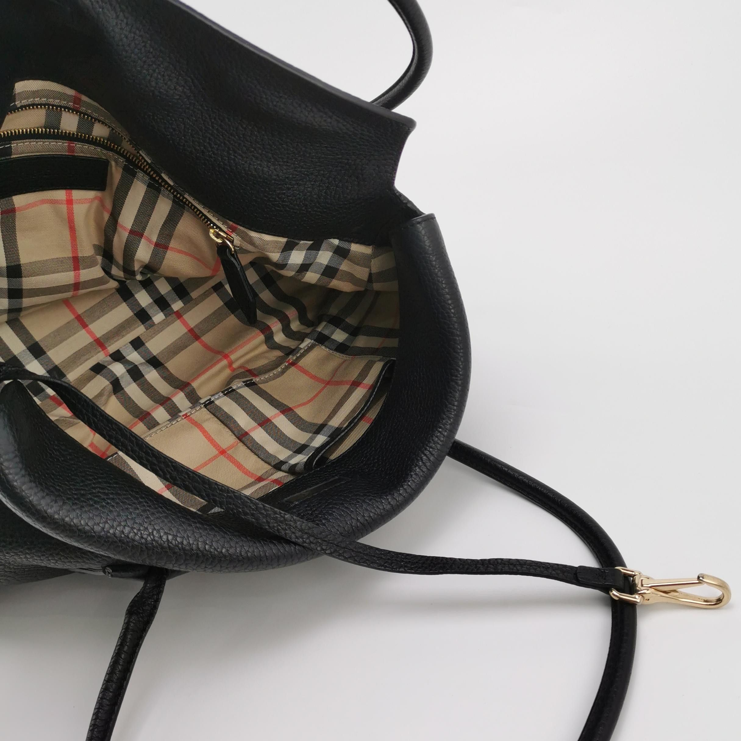Burberry Burberry Women os Shoulder Bags Size ONE SIZE - 7 Thumbnail