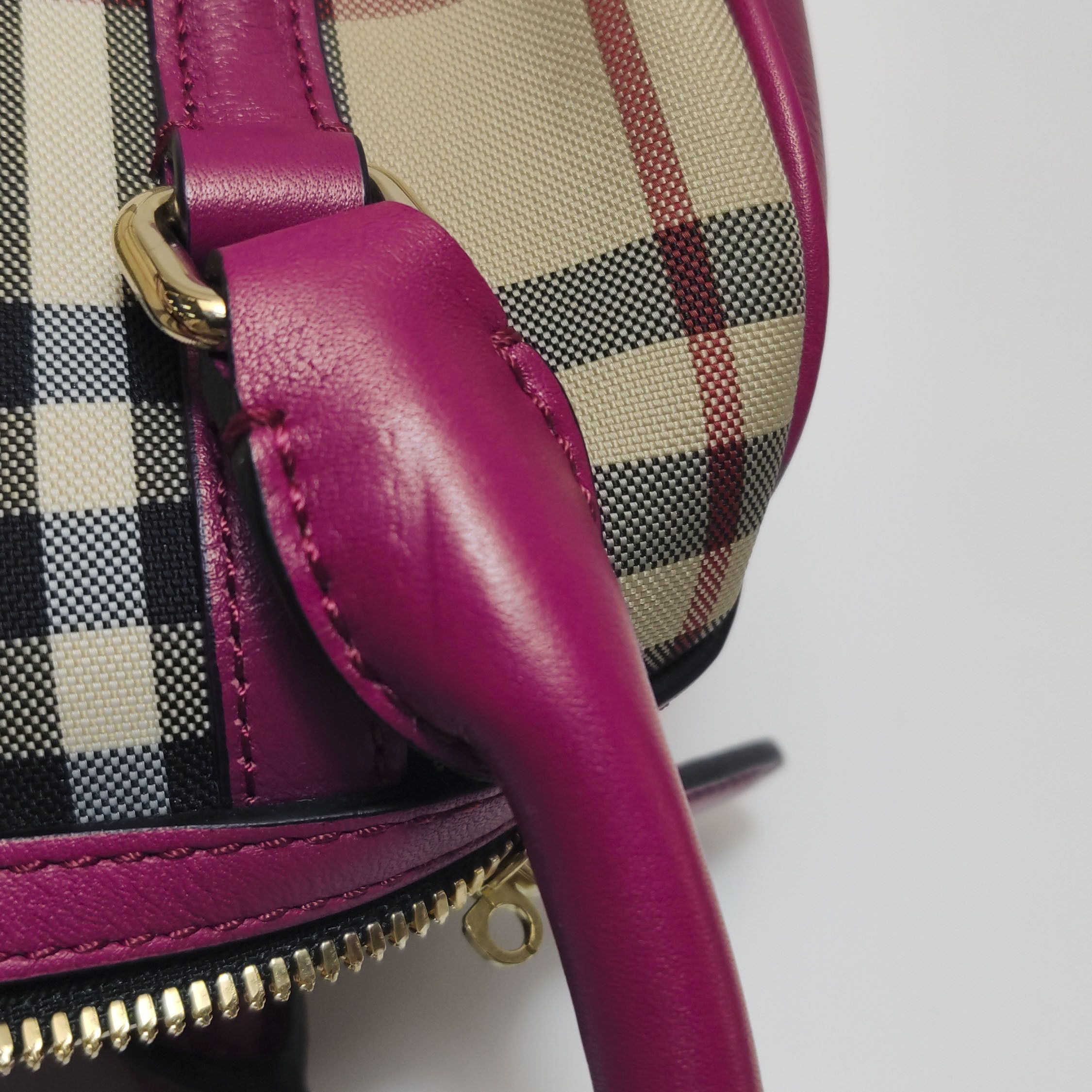 Burberry Burberry Women os Shoulder Bags Size ONE SIZE - 22 Thumbnail