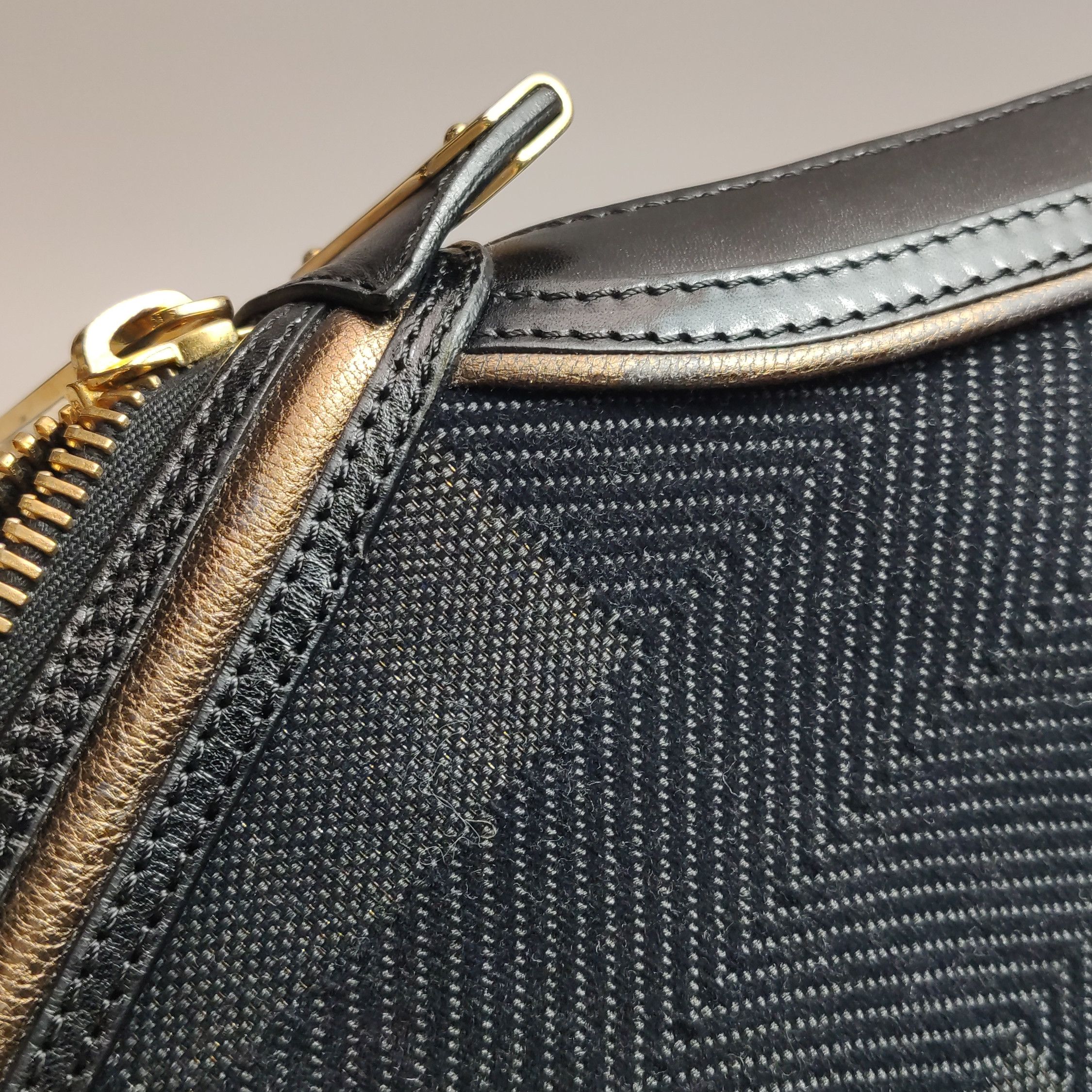 Burberry Burberry Women os Tote Bags Size ONE SIZE - 17 Thumbnail