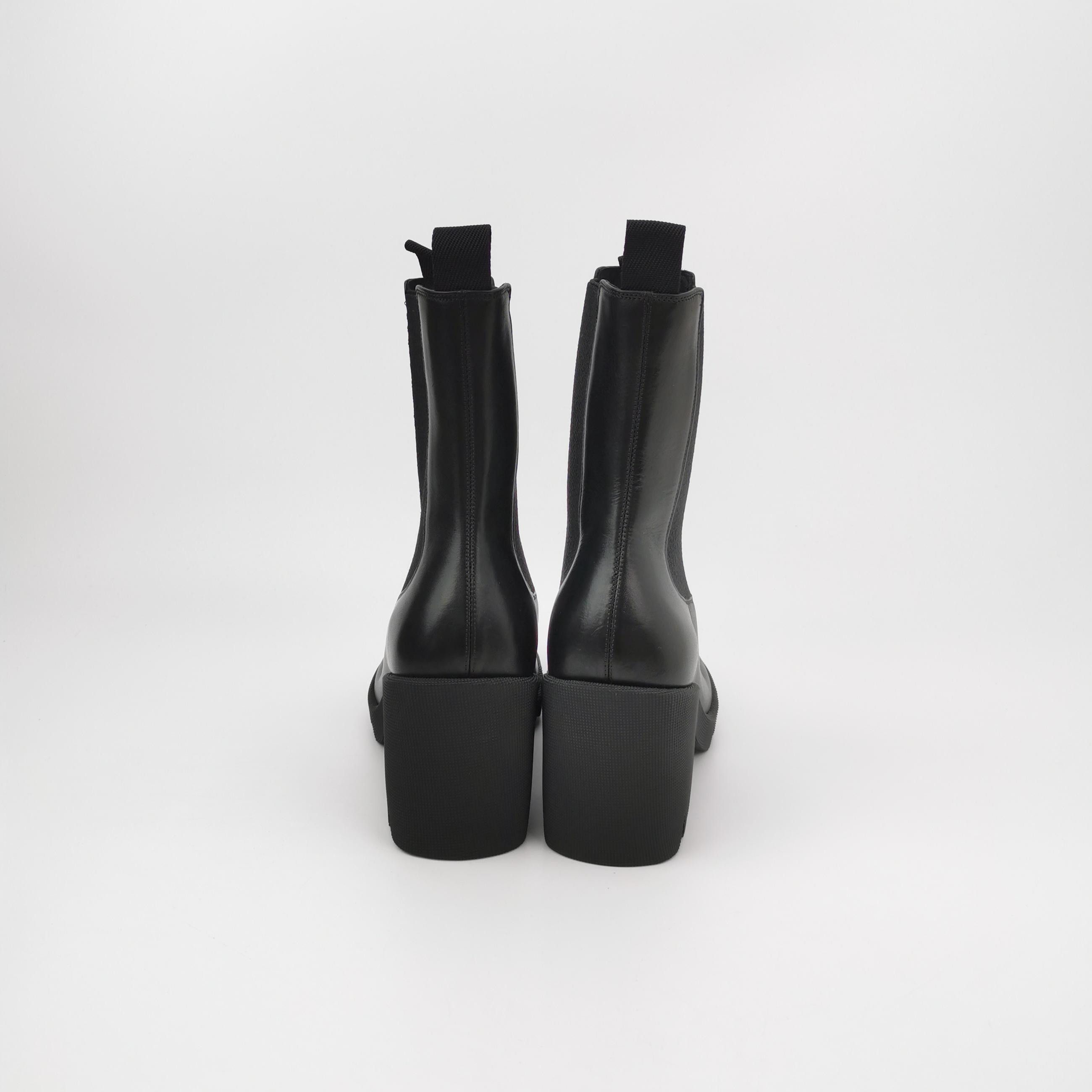 Burberry Burberry Women 9 Boots Size US 9 / IT 39 - 4 Thumbnail