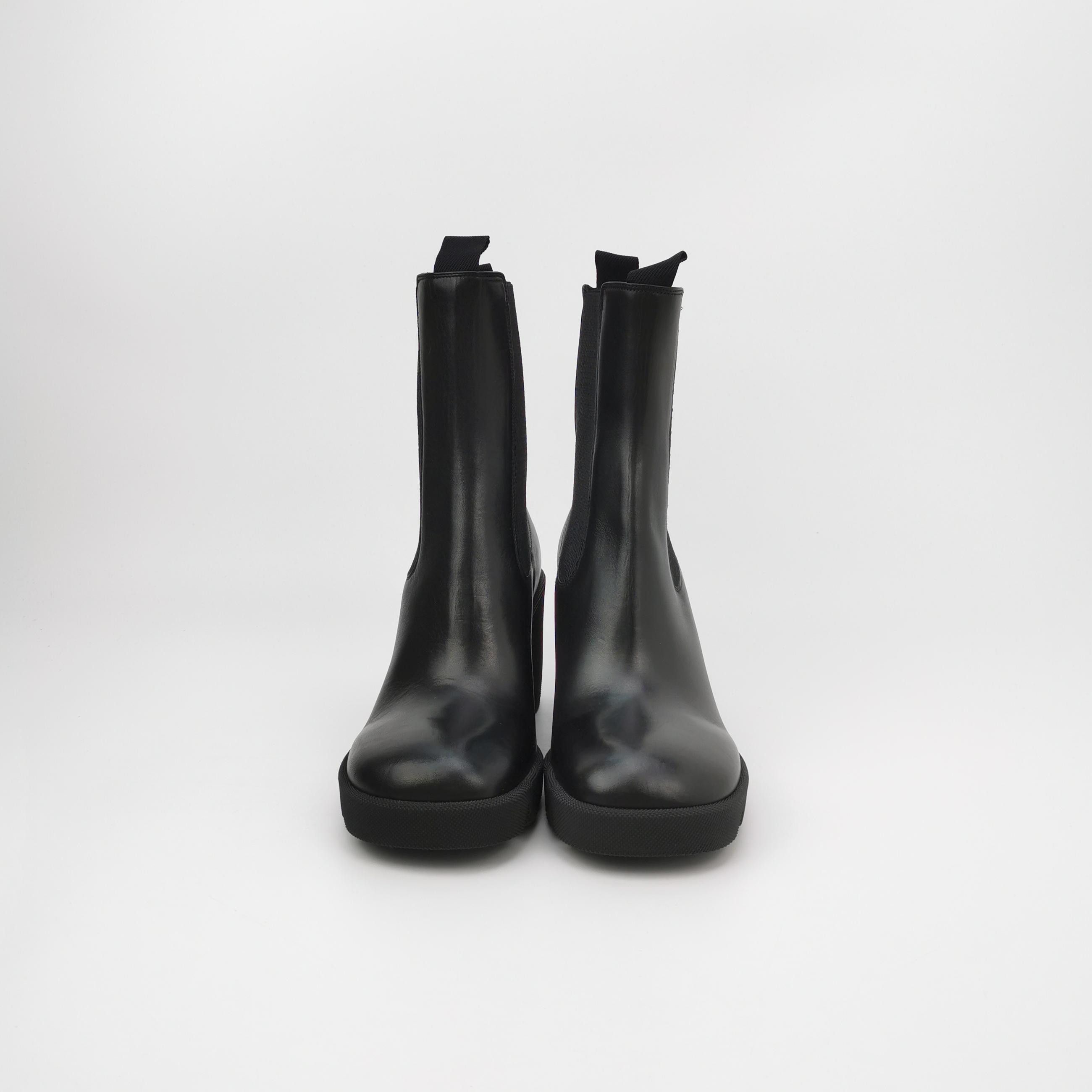 Burberry Burberry Women 9 Boots Size US 9 / IT 39 - 3 Thumbnail