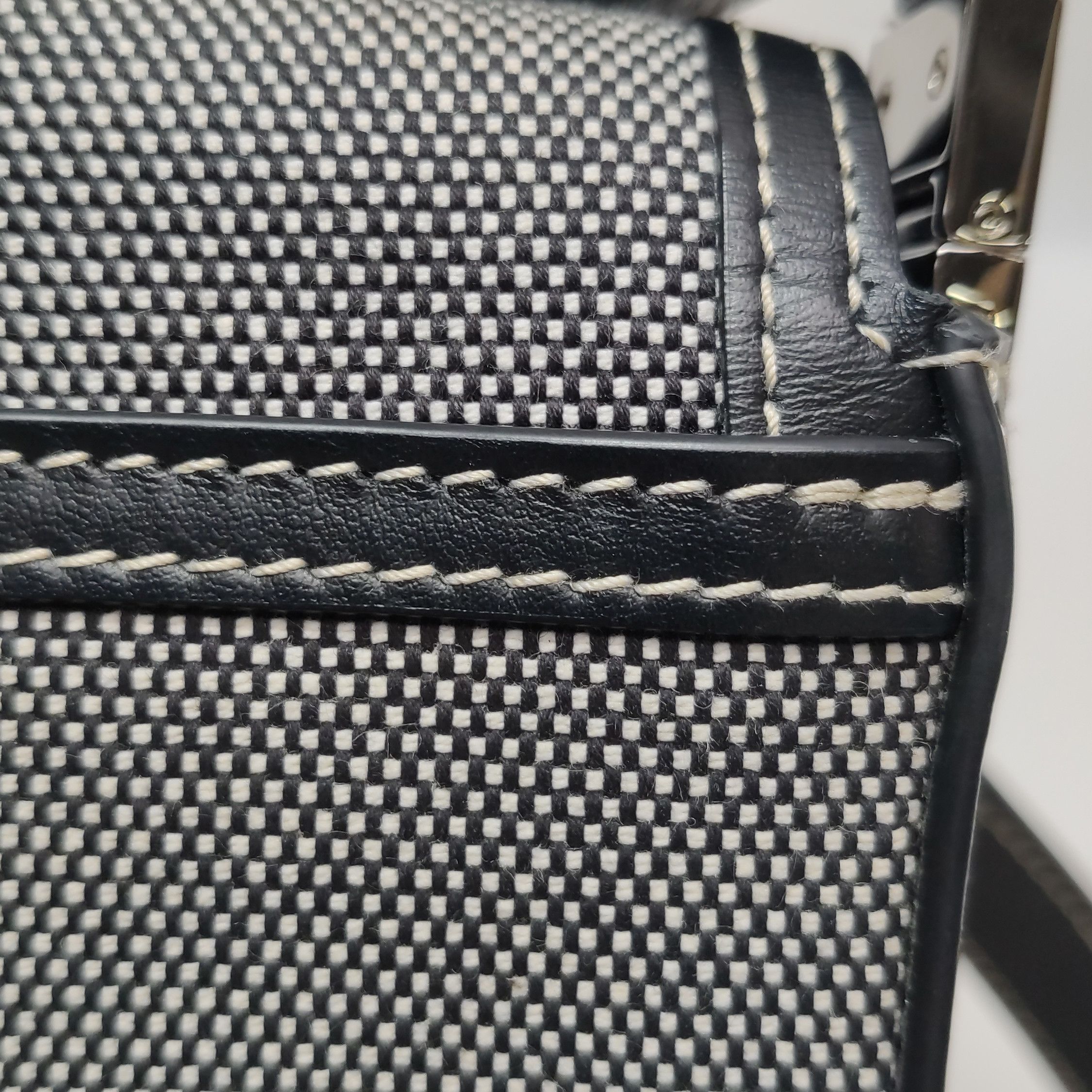 Burberry Burberry Women os Shoulder Bags Size ONE SIZE - 16 Thumbnail