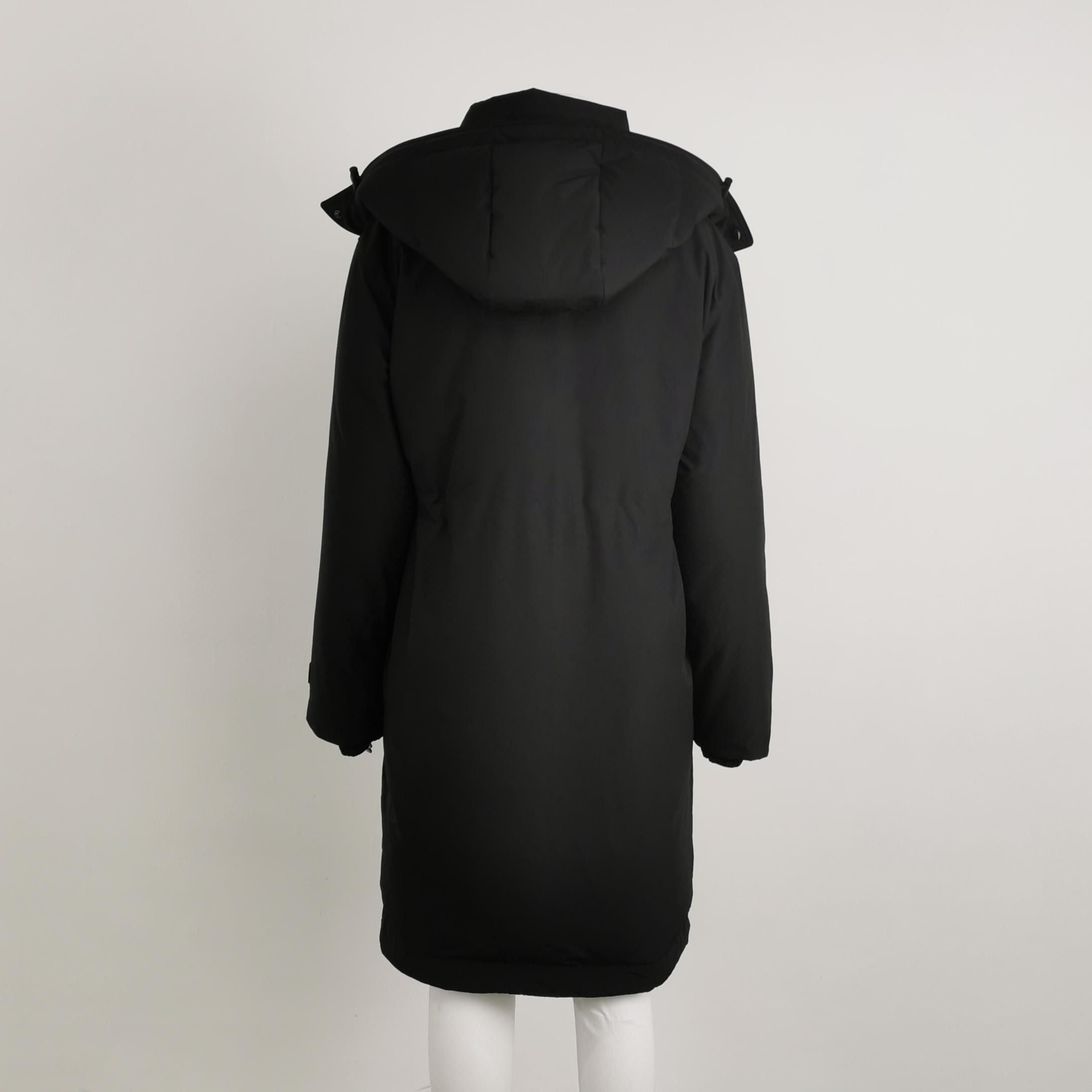 Burberry Burberry Women m Down Jackets Size M / US 6-8 / IT 42-44 - 2 Thumbnail