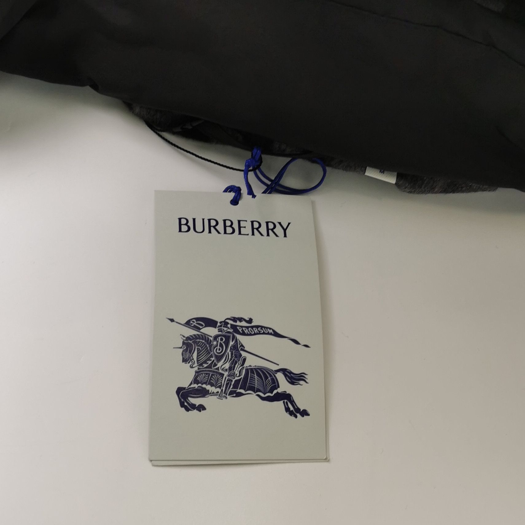 Burberry Burberry Women m Down Jackets Size M / US 6-8 / IT 42-44 - 4 Thumbnail