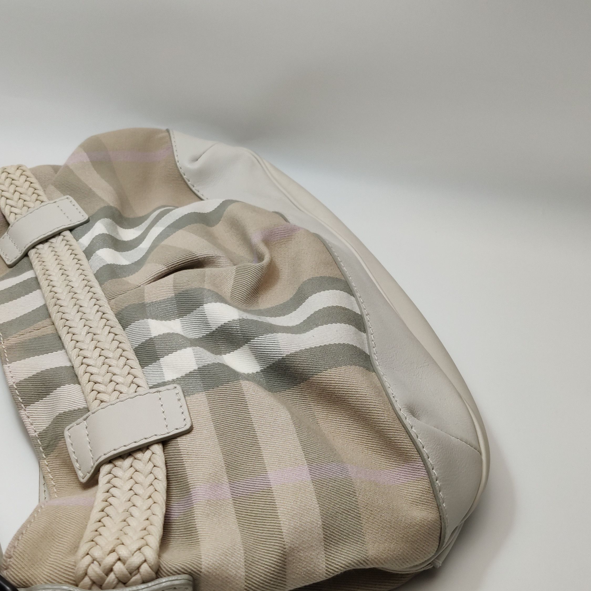 Burberry Burberry Women os Shoulder Bags Size ONE SIZE - 18 Thumbnail