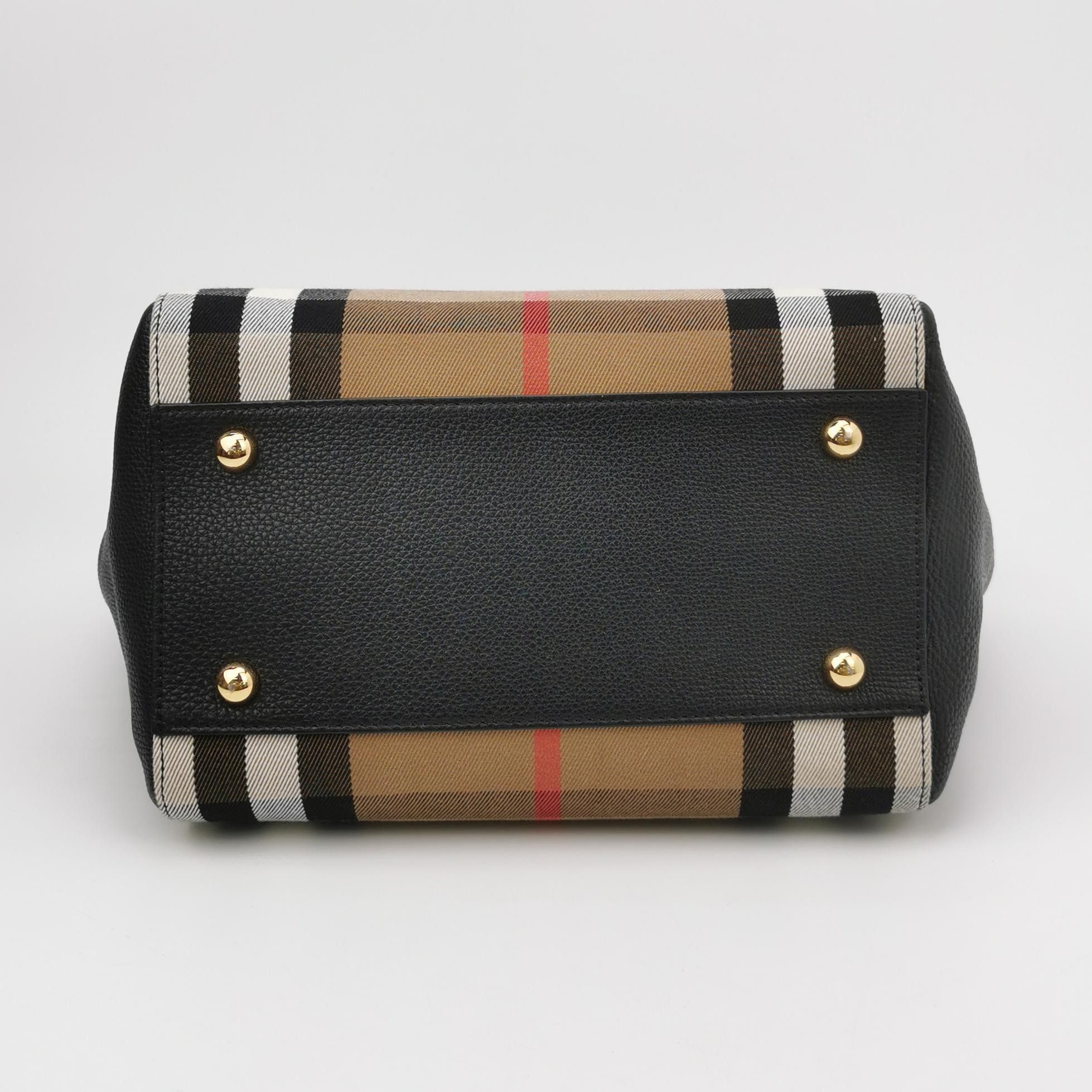 Burberry Burberry Women os Shoulder Bags Size ONE SIZE - 6 Thumbnail