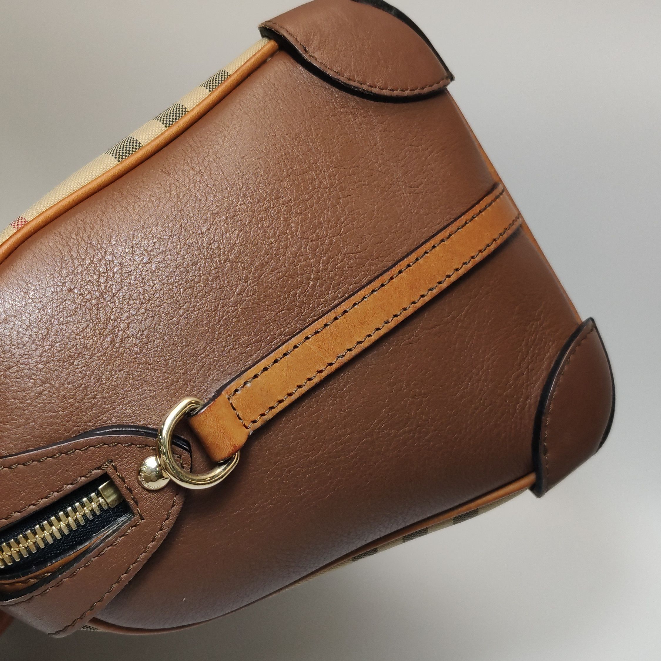 Burberry Burberry Women os Shoulder Bags Size ONE SIZE - 25 Thumbnail