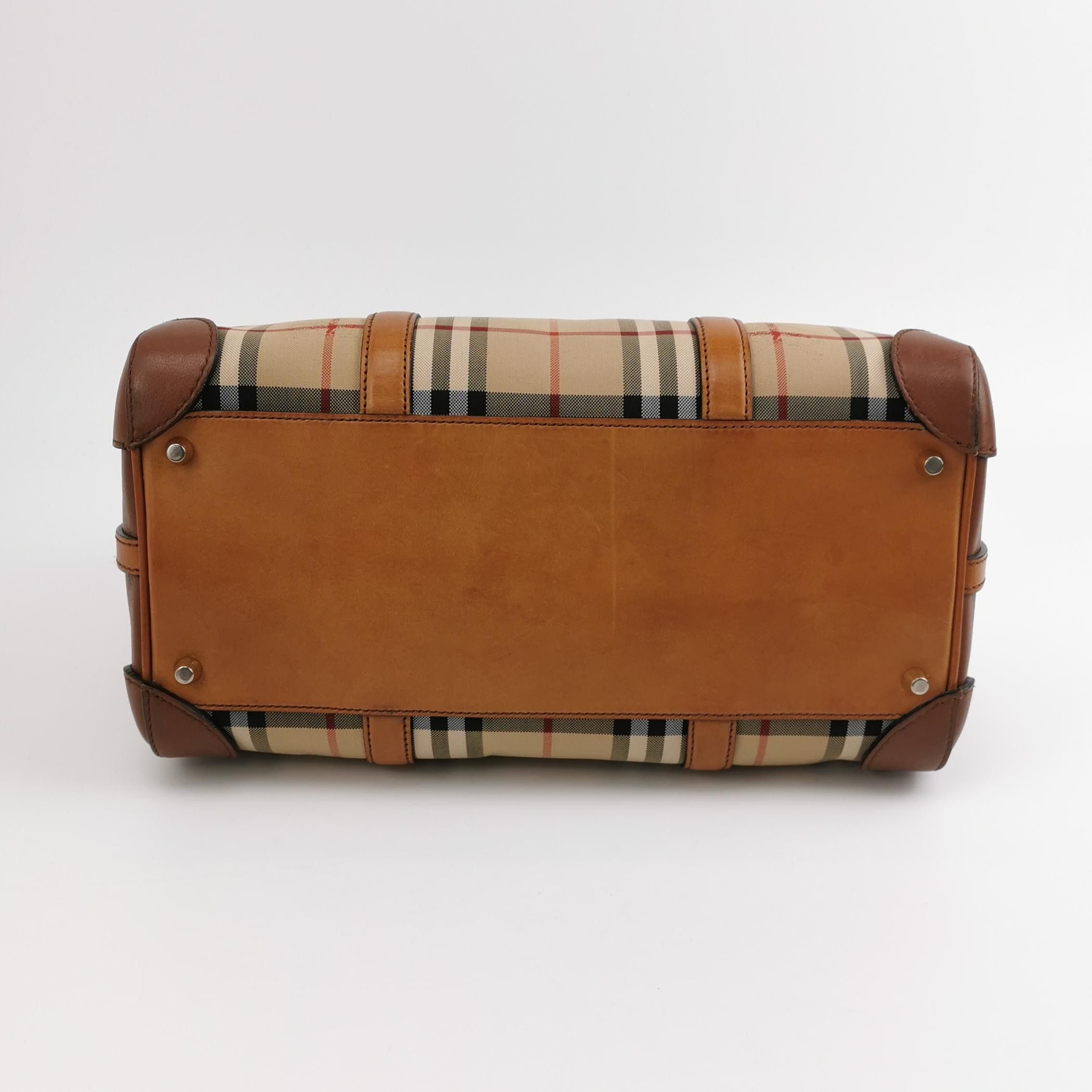 Burberry Burberry Women os Shoulder Bags Size ONE SIZE - 6 Thumbnail