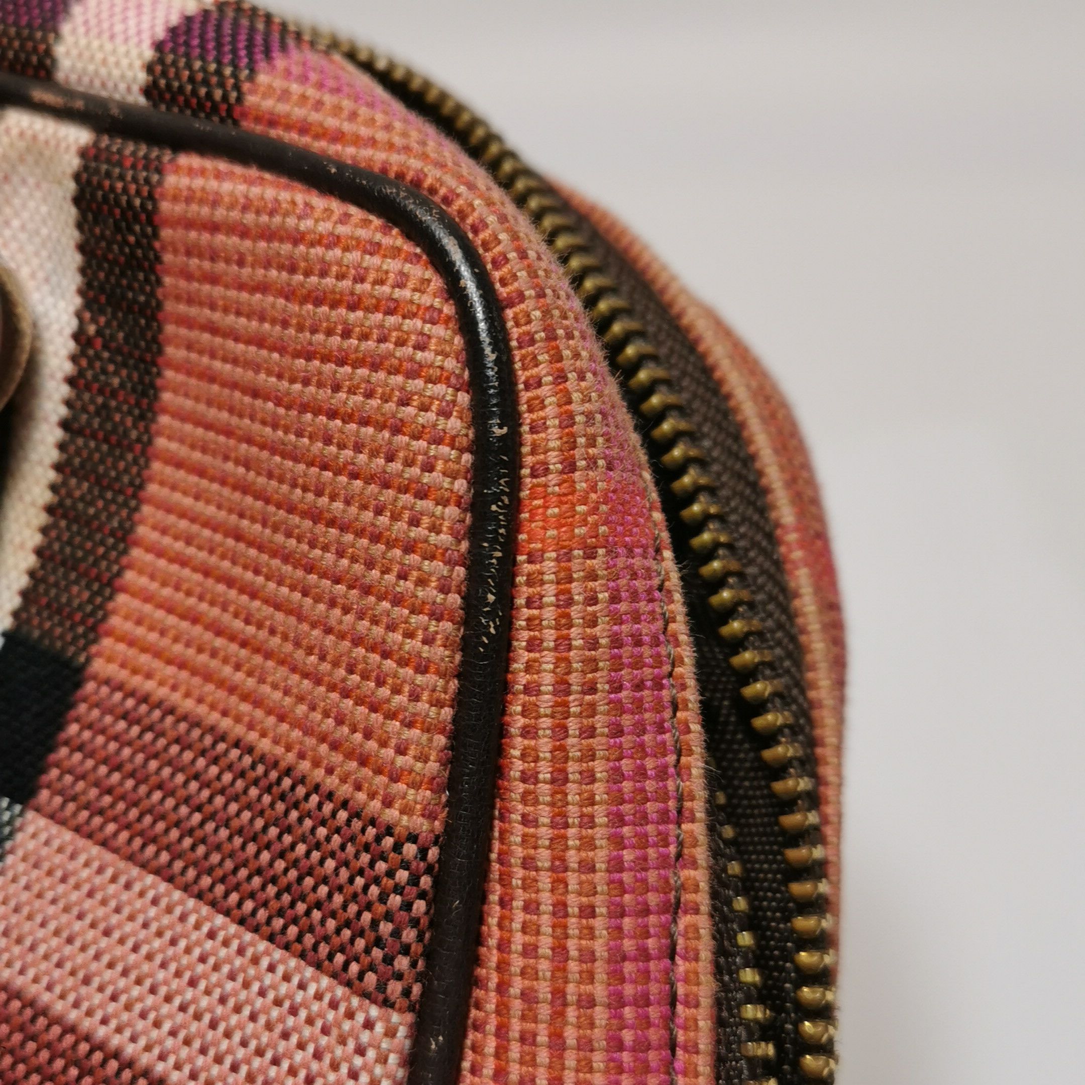 Burberry Burberry Women os Shoulder Bags Size ONE SIZE - 16 Thumbnail