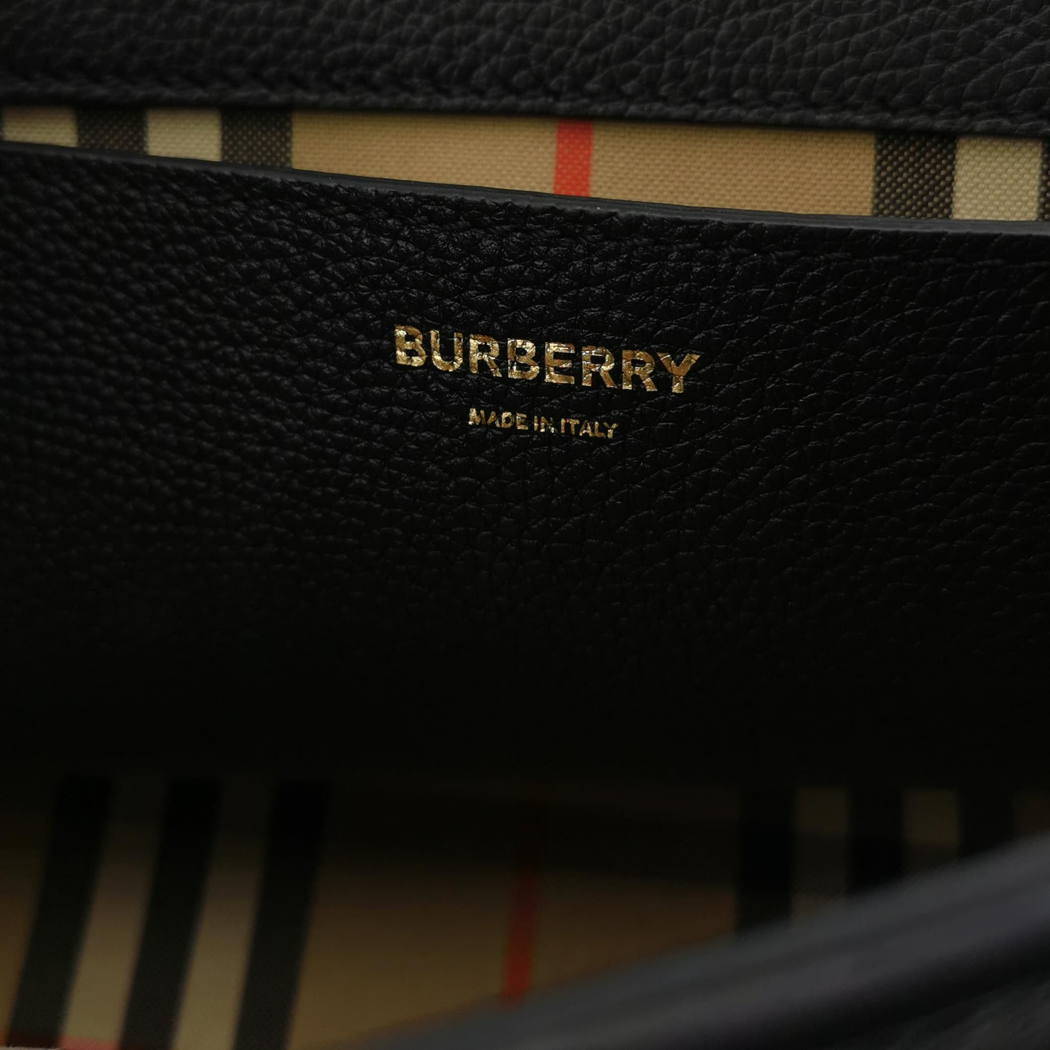 Burberry Burberry Women os Shoulder Bags Size ONE SIZE - 8 Thumbnail