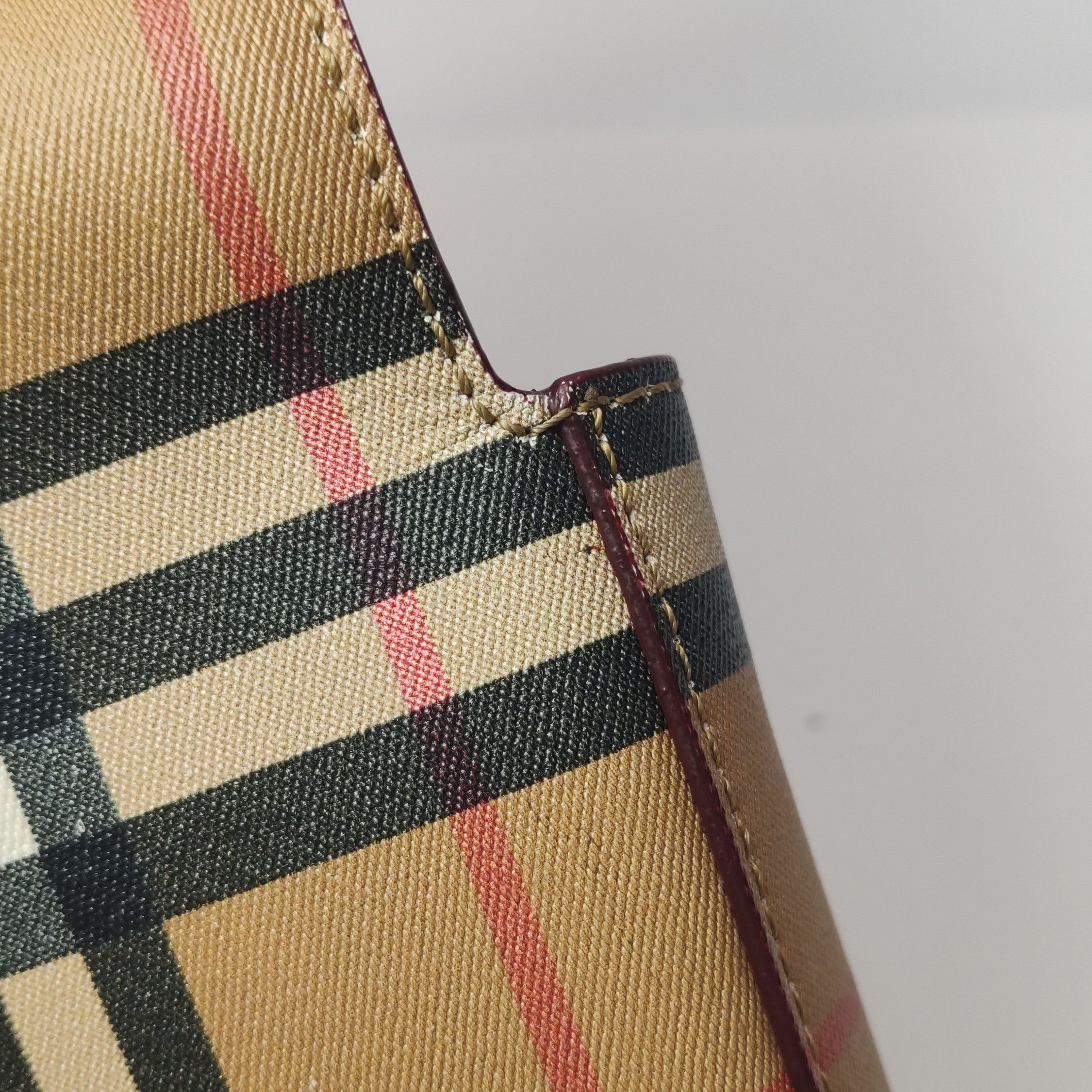 Burberry Burberry Women os Shoulder Bags Size ONE SIZE - 22 Thumbnail