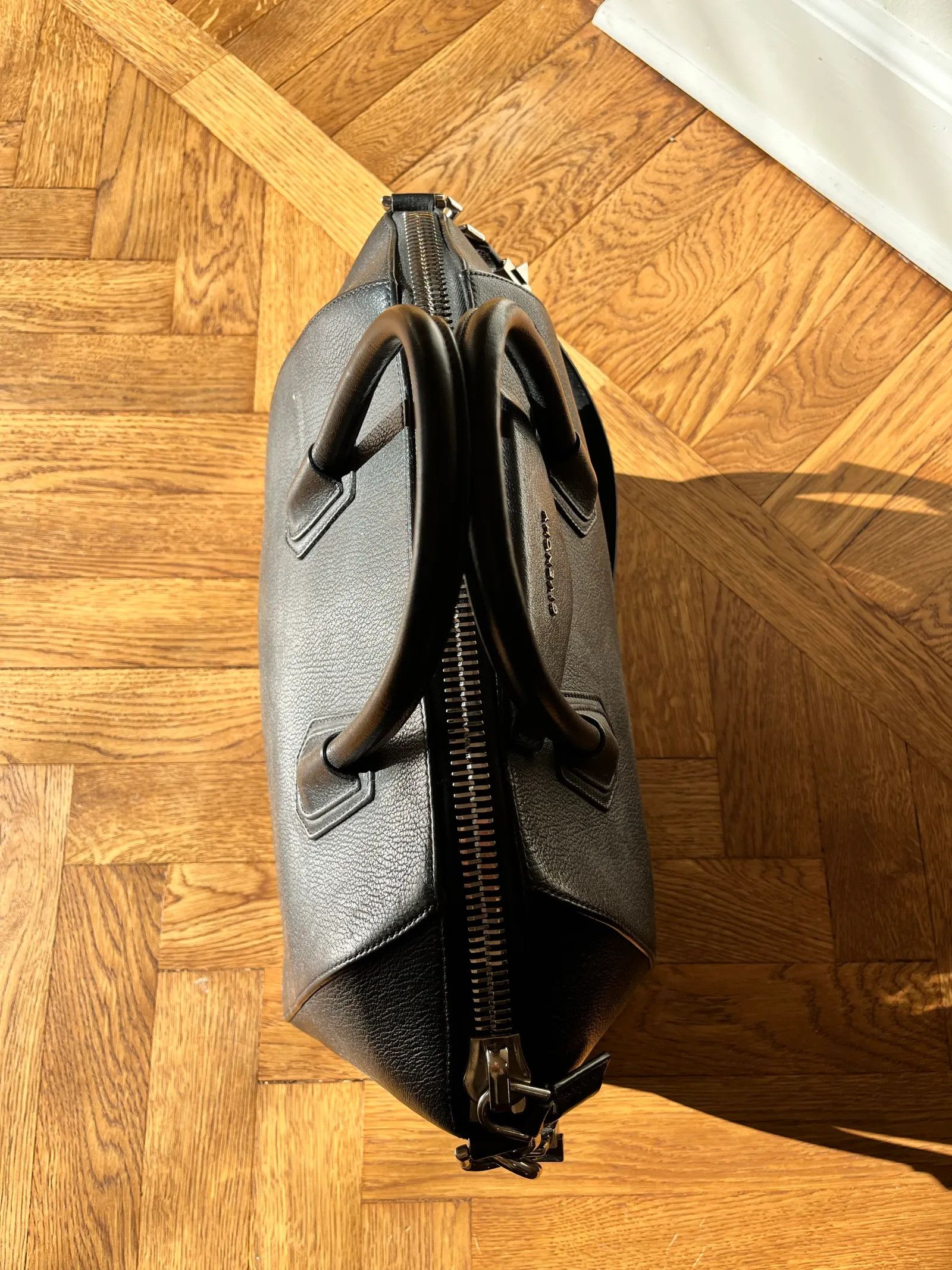 Givenchy Givenchy Givenchy Antigona Medium Bucket Bag Size ONE SIZE - 6 Thumbnail