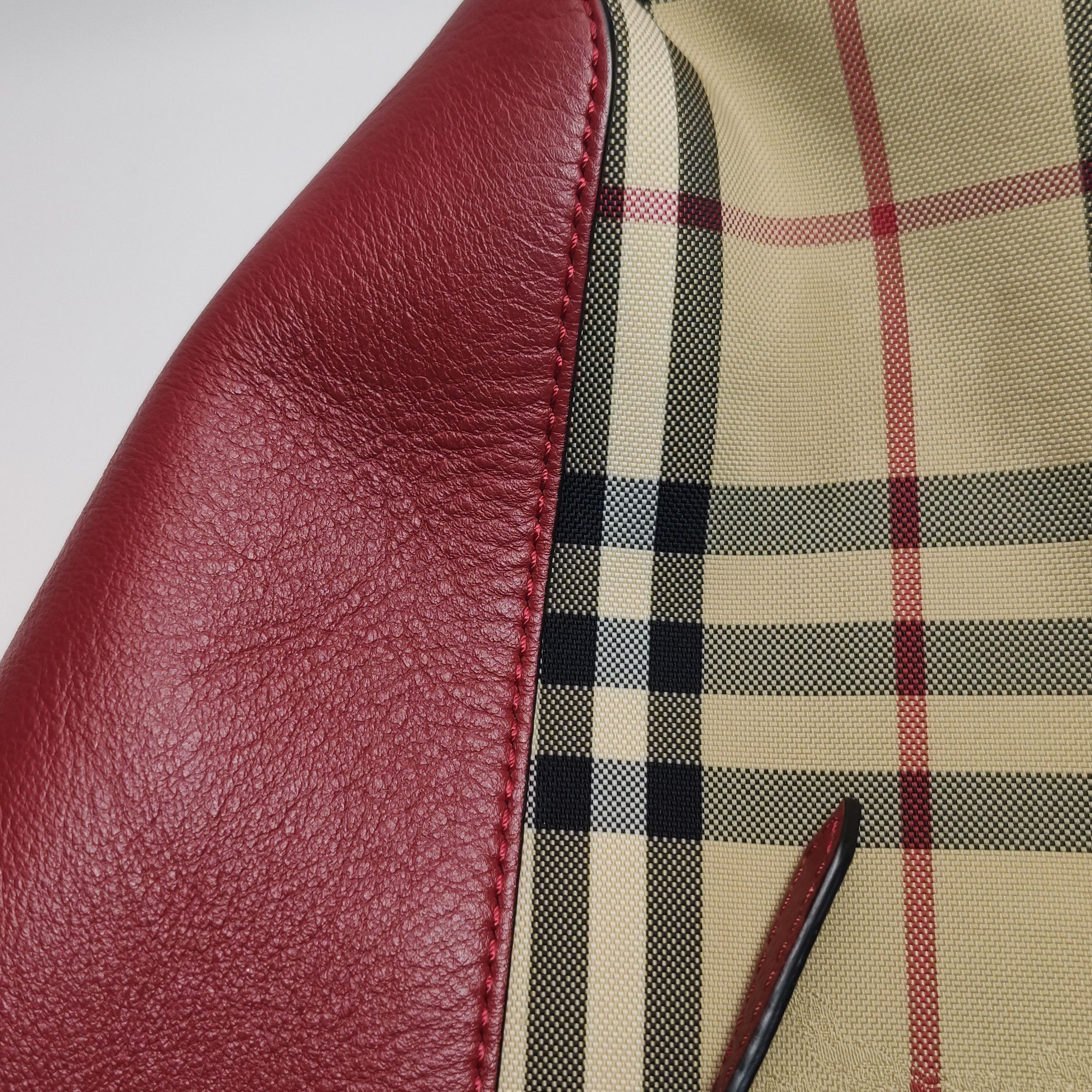 Burberry Burberry Women os Shoulder Bags Size ONE SIZE - 21 Thumbnail
