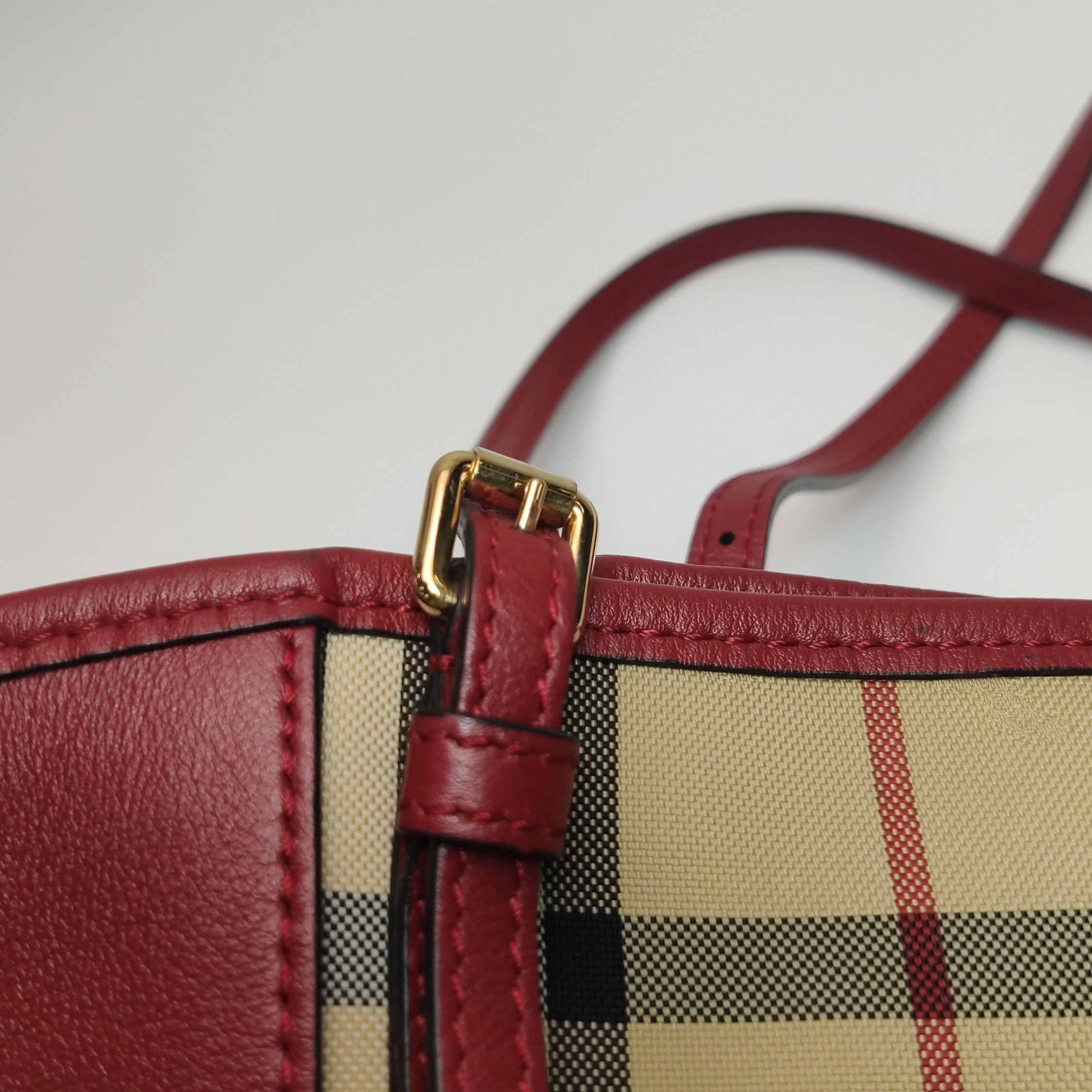 Burberry Burberry Women os Shoulder Bags Size ONE SIZE - 13 Thumbnail