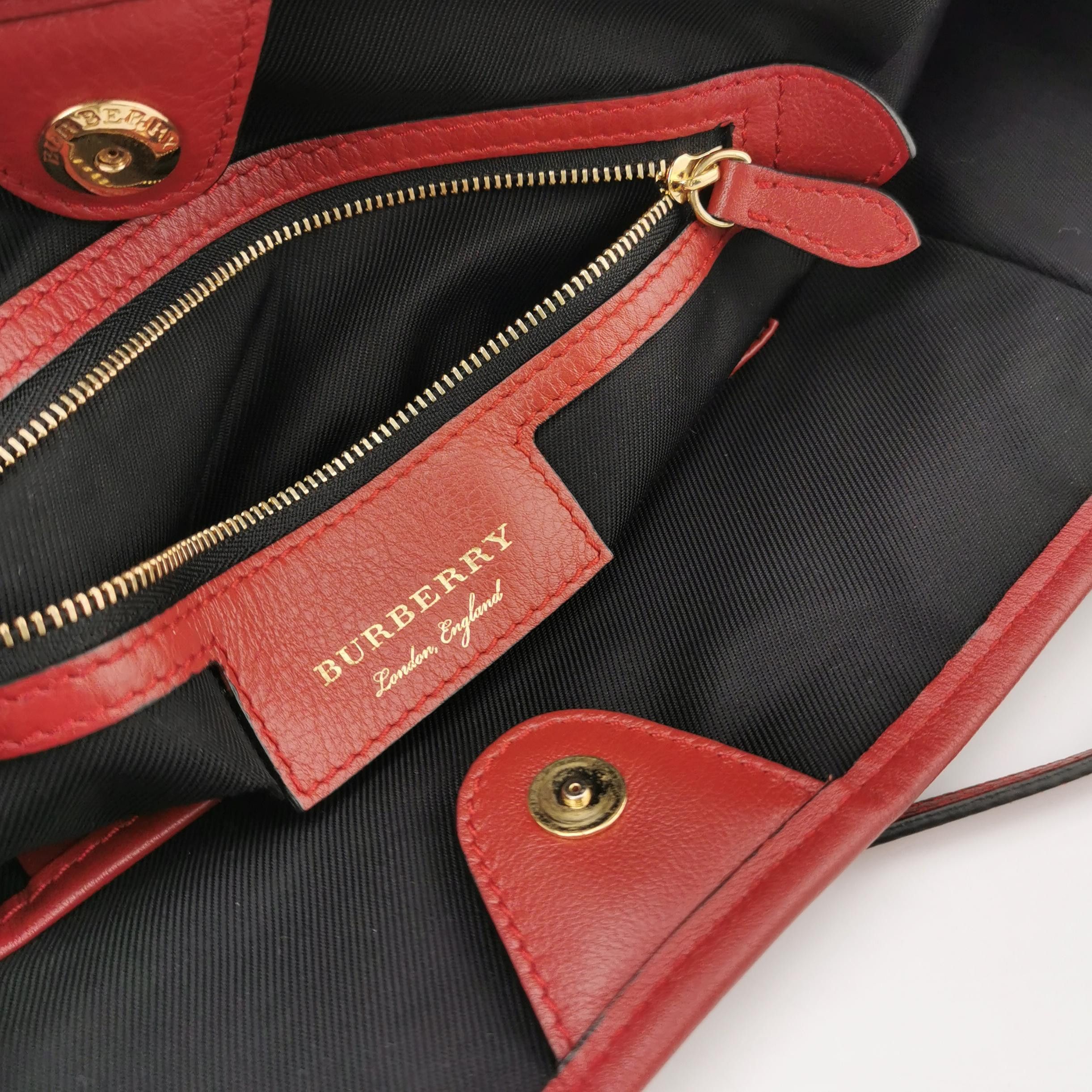 Burberry Burberry Women os Shoulder Bags Size ONE SIZE - 8 Thumbnail