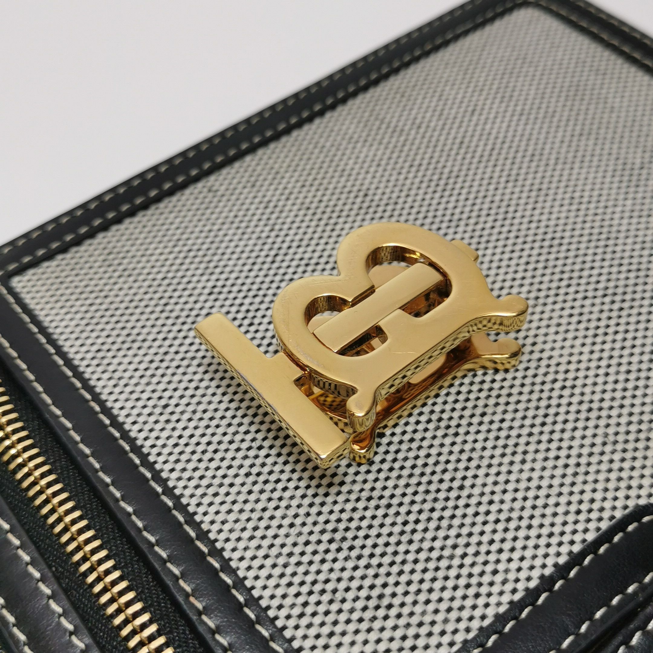 Burberry Burberry Women os Crossbody Bags Size ONE SIZE - 15 Thumbnail