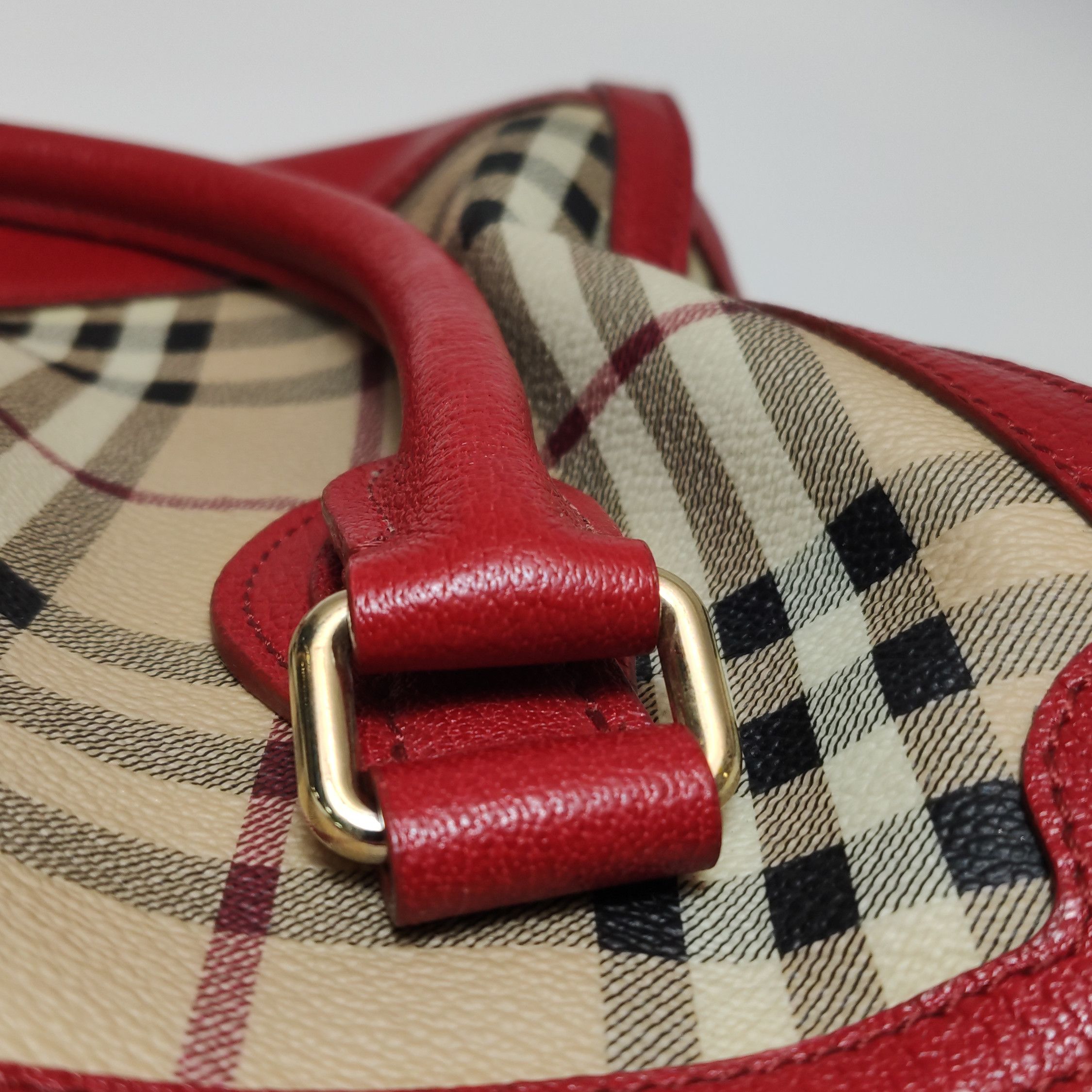 Burberry Burberry Women os Shoulder Bags Size ONE SIZE - 16 Thumbnail