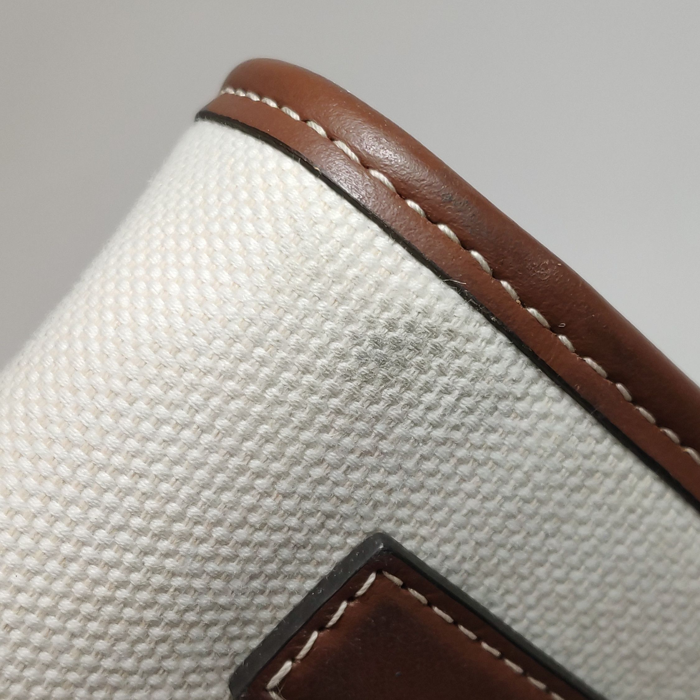 Burberry Burberry Women os Shoulder Bags Size ONE SIZE - 19 Thumbnail