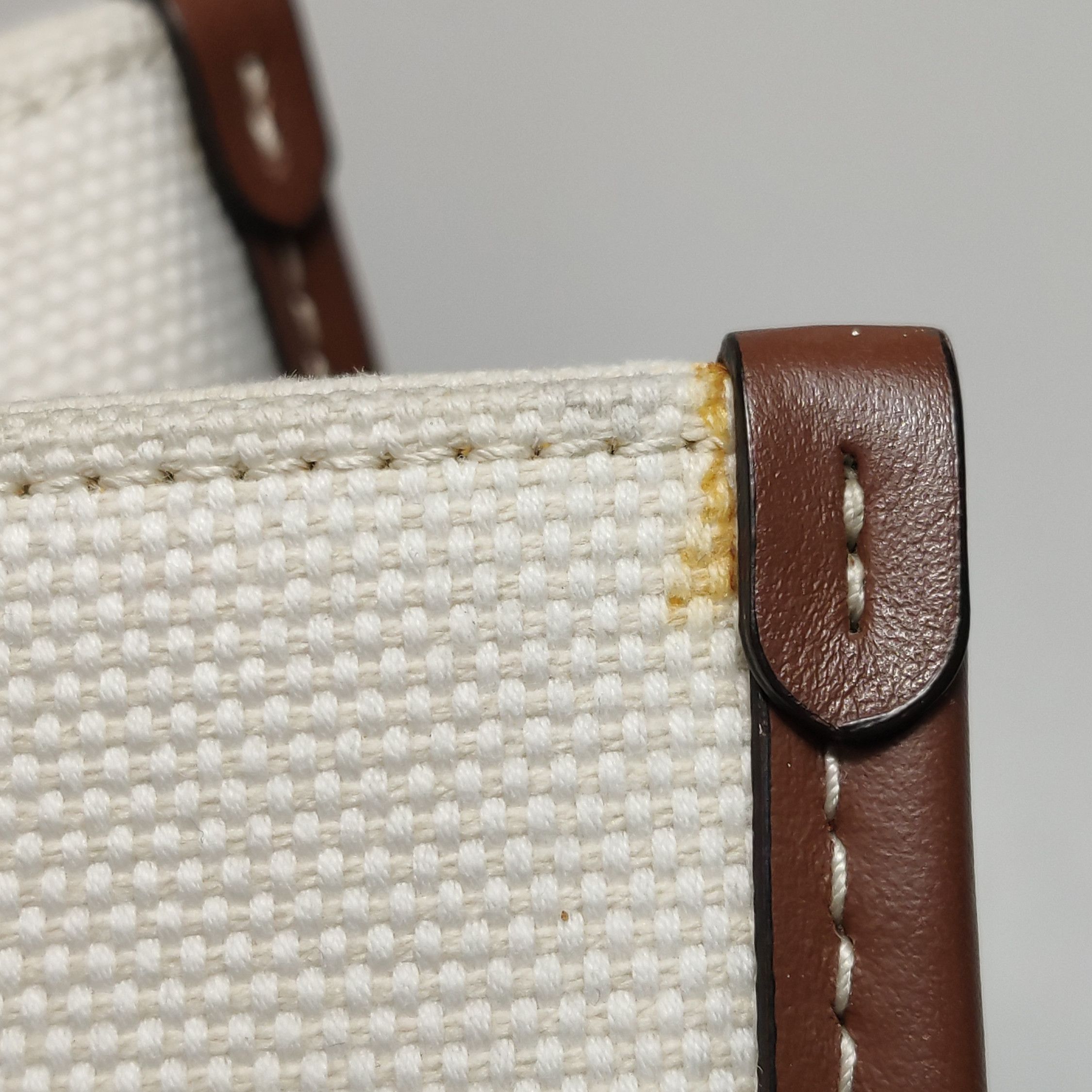 Burberry Burberry Women os Shoulder Bags Size ONE SIZE - 20 Thumbnail