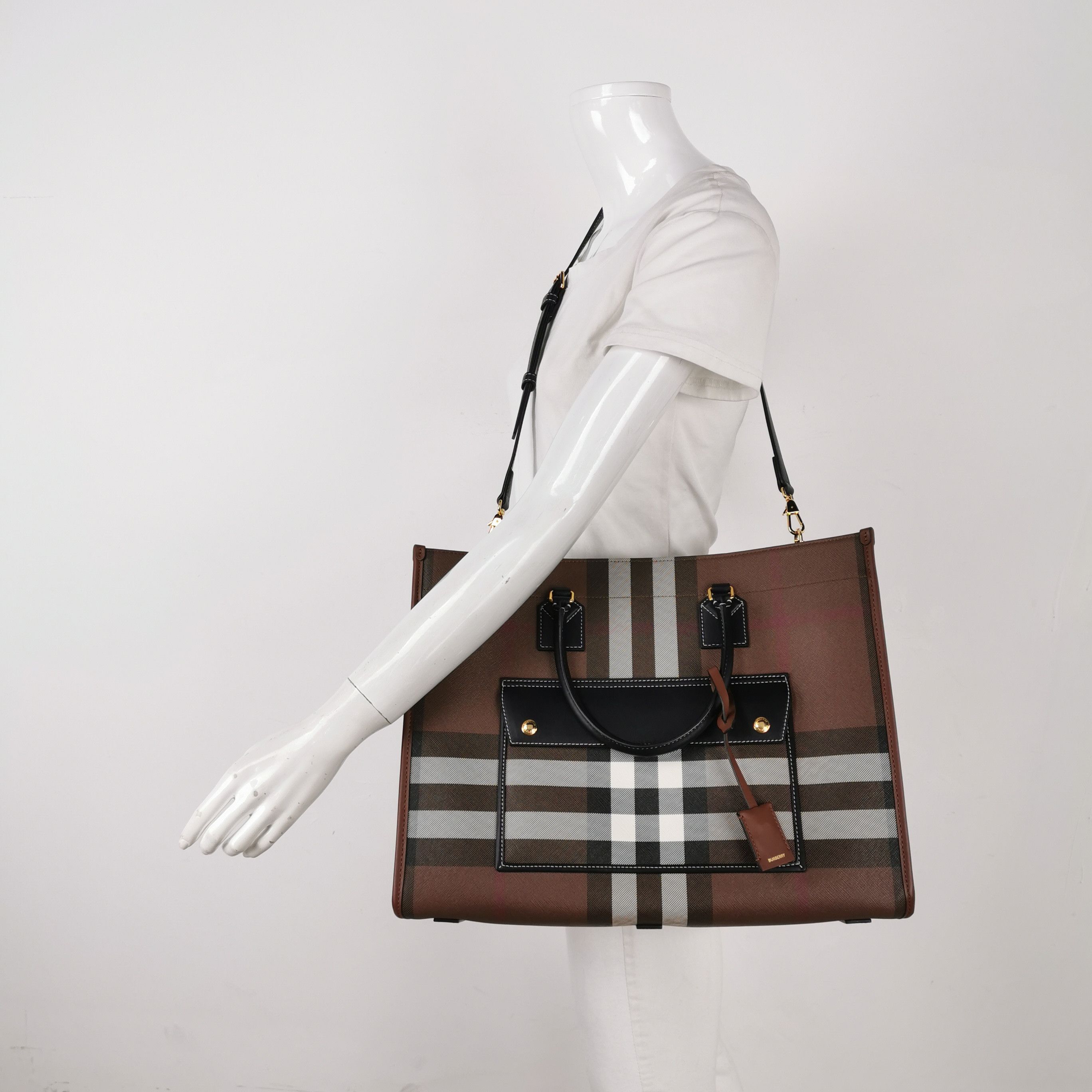 Burberry Burberry Women os Shoulder Bags Size ONE SIZE - 2 Thumbnail
