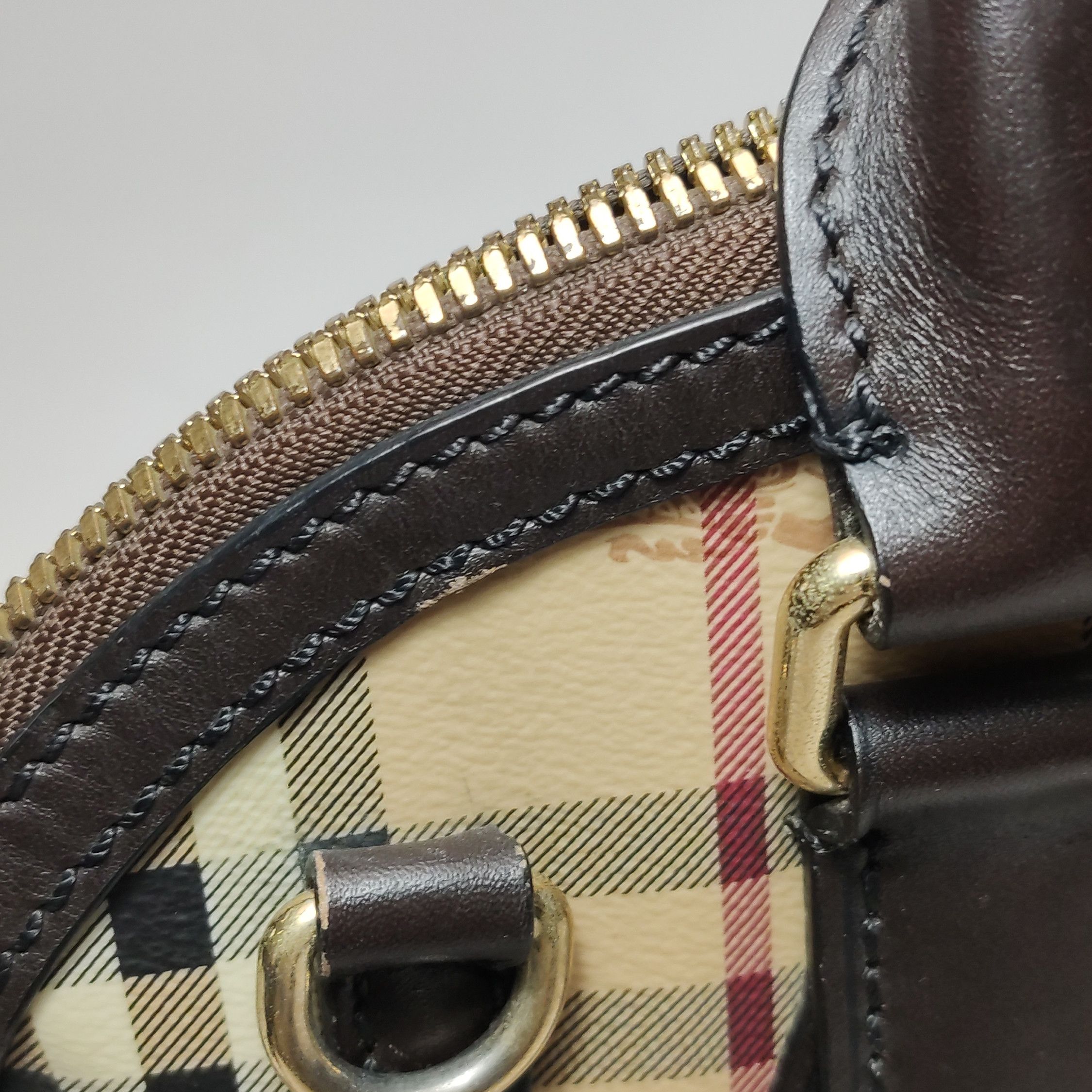 Burberry Burberry Women os Shoulder Bags Size ONE SIZE - 17 Thumbnail
