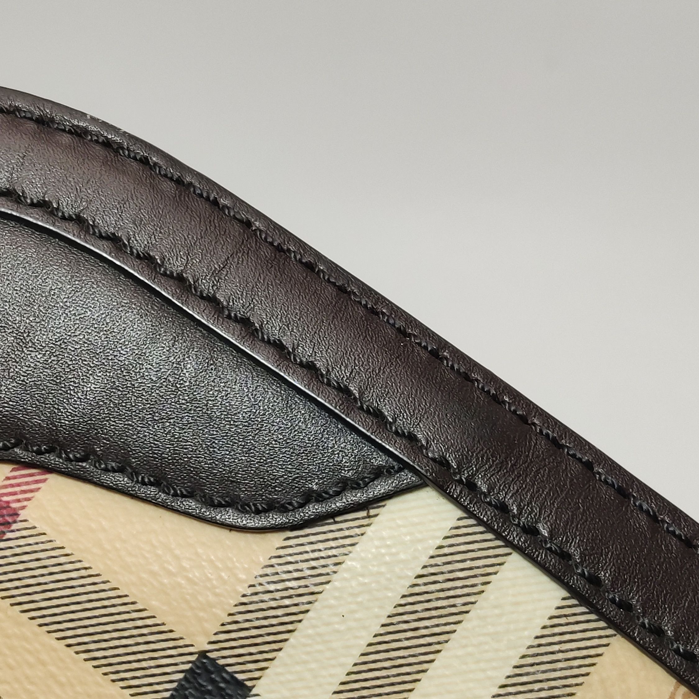 Burberry Burberry Women os Shoulder Bags Size ONE SIZE - 22 Thumbnail