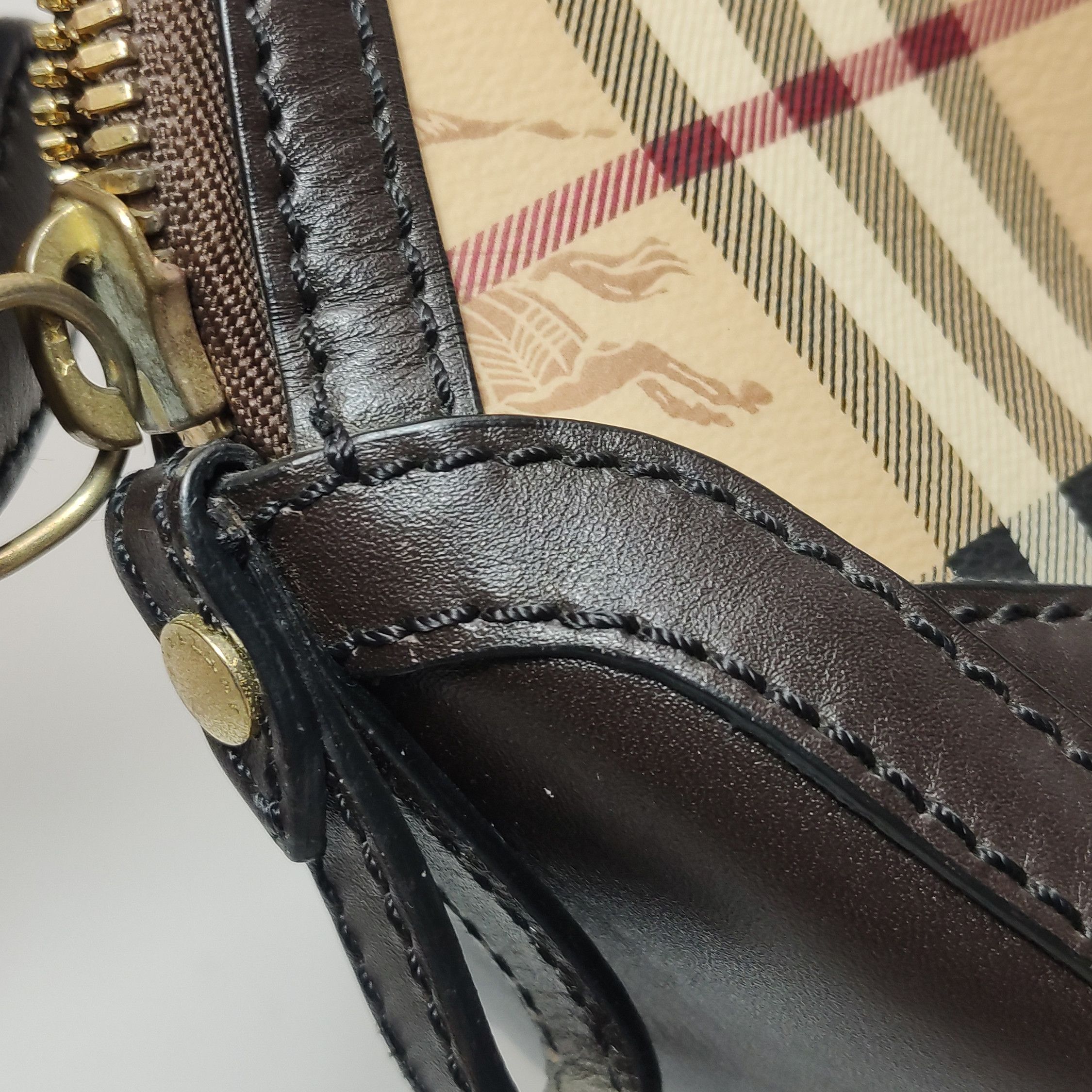 Burberry Burberry Women os Shoulder Bags Size ONE SIZE - 18 Thumbnail