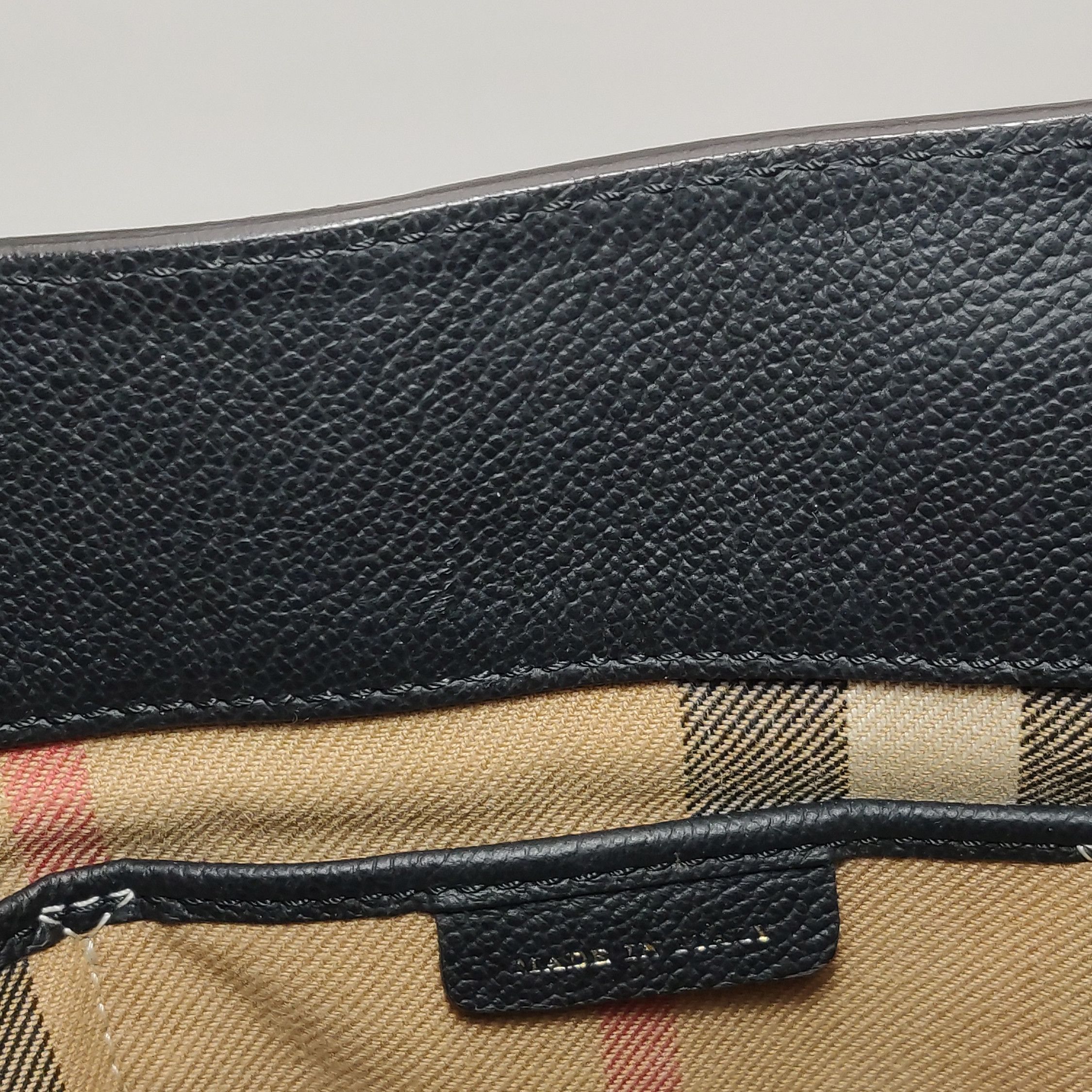 Burberry Burberry Women os Shoulder Bags Size ONE SIZE - 14 Thumbnail