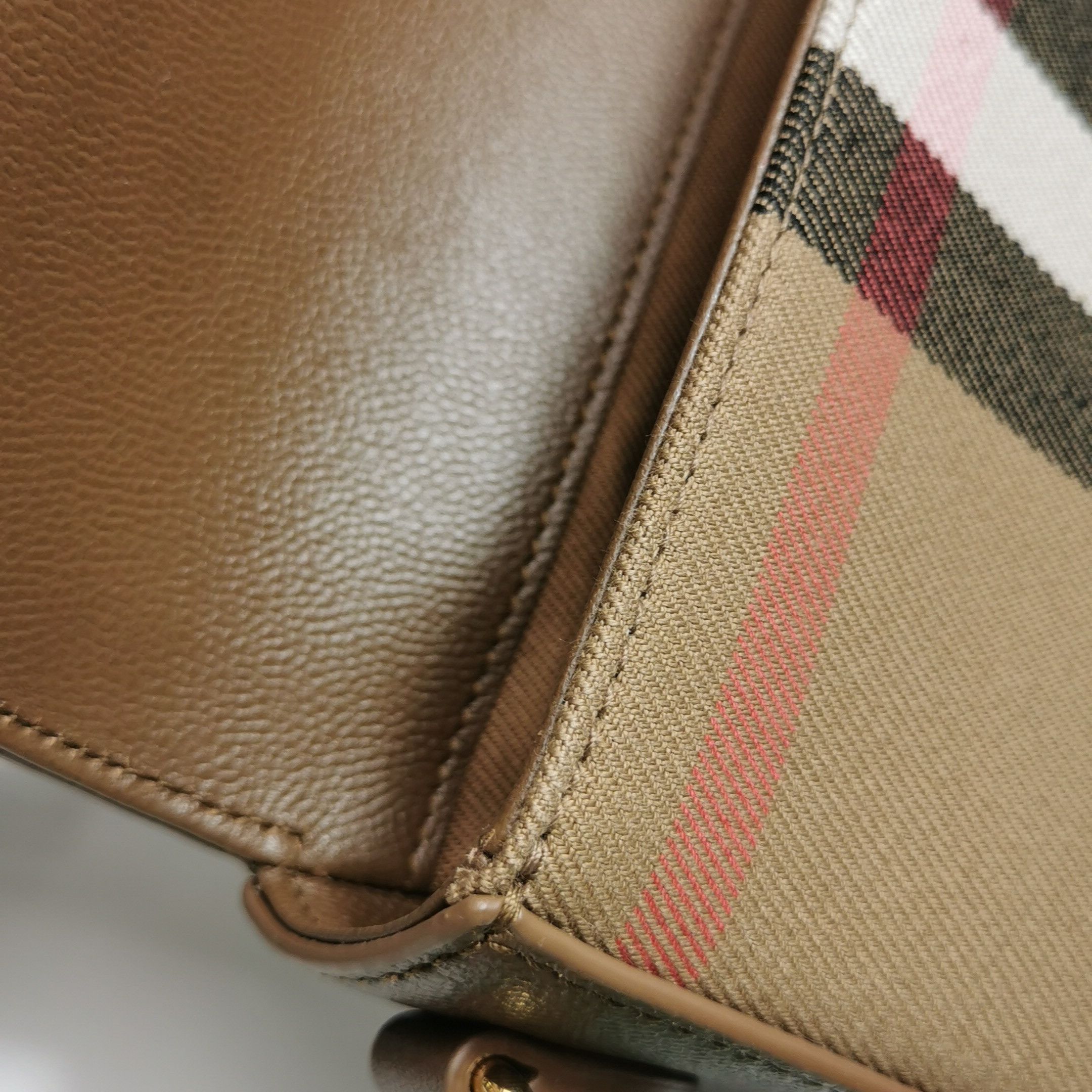 Burberry Burberry Women os Crossbody Bags Size ONE SIZE - 15 Thumbnail