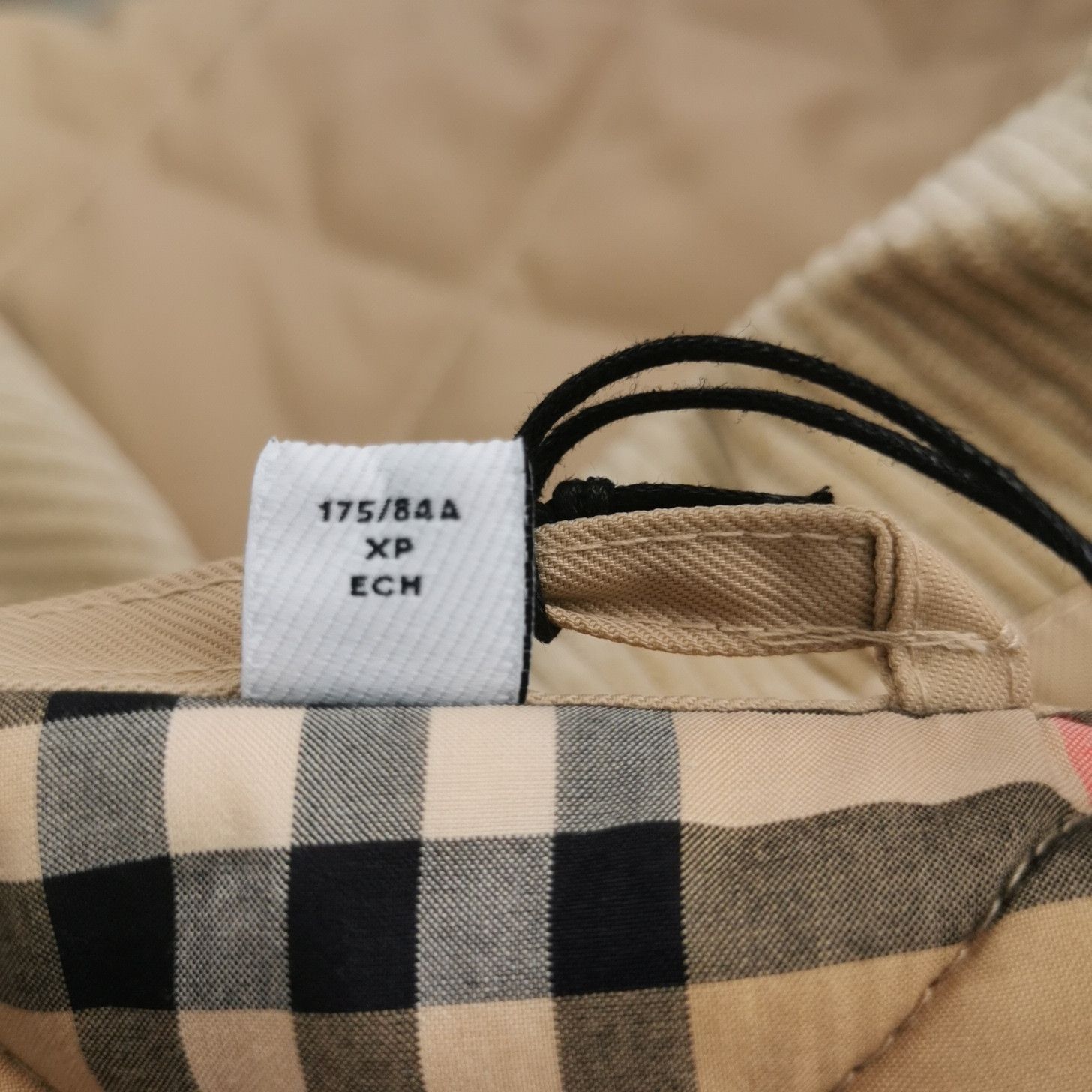 Burberry Burberry Women m Down Jackets Size M / US 6-8 / IT 42-44 - 6 Thumbnail