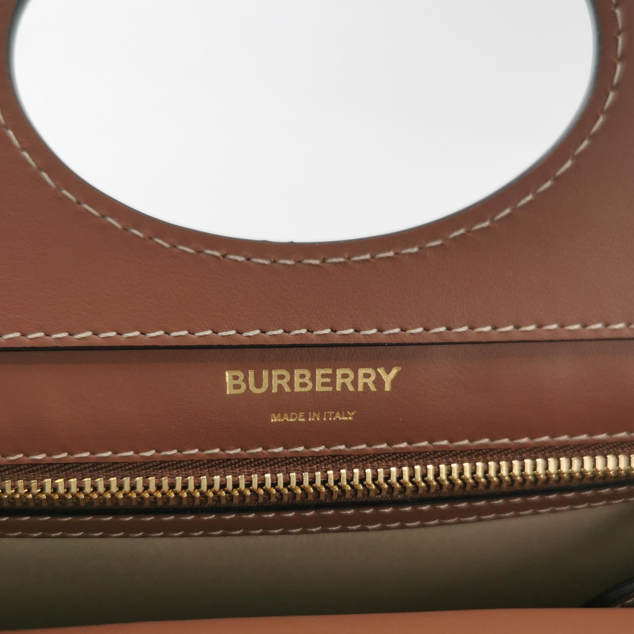Burberry Burberry Women os Shoulder Bags Size ONE SIZE - 8 Thumbnail