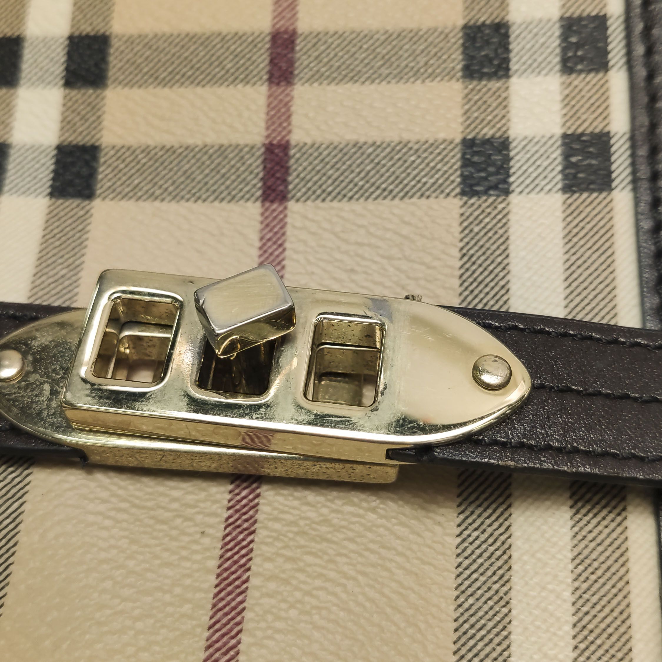 Burberry Burberry Women os Shoulder Bags Size ONE SIZE - 15 Thumbnail