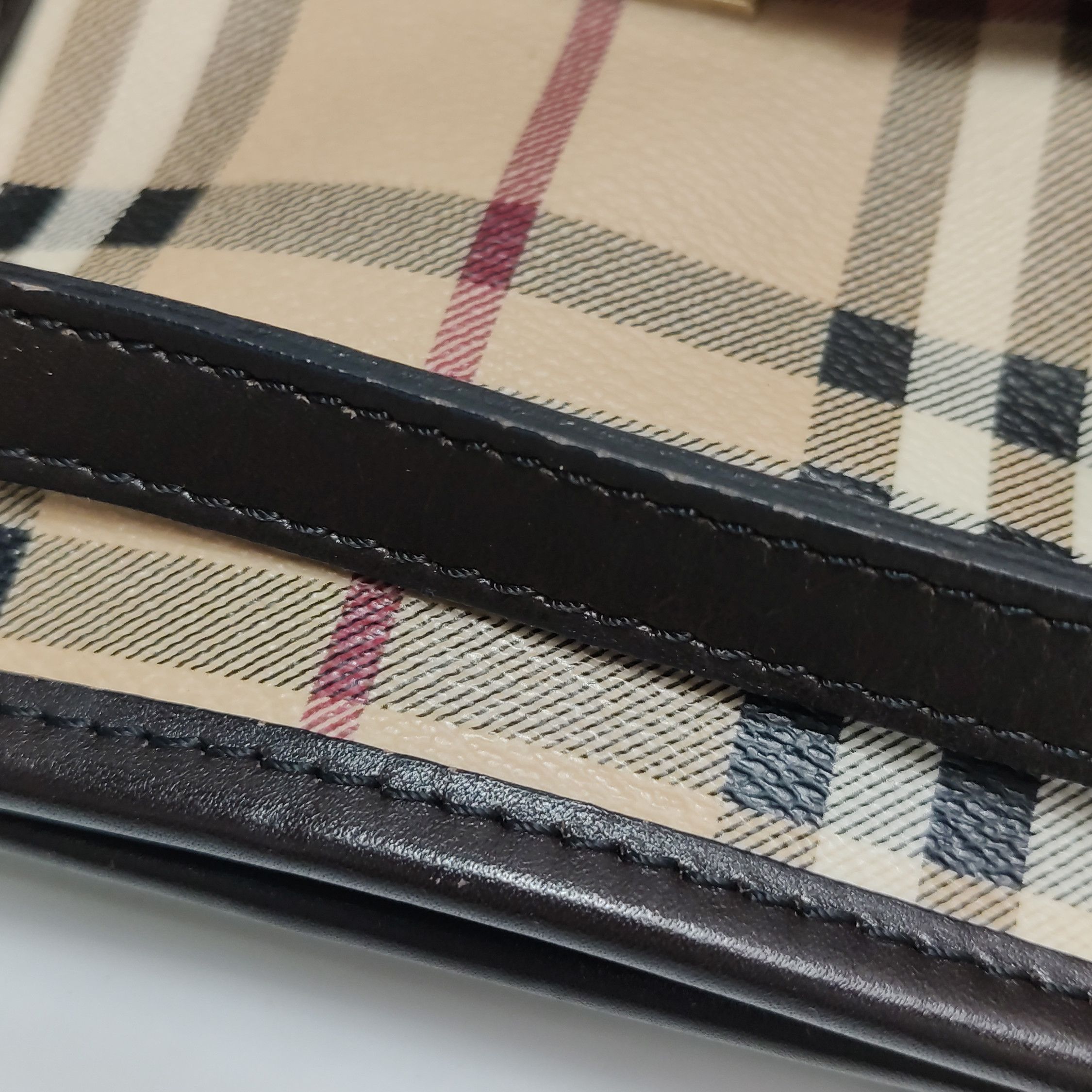 Burberry Burberry Women os Shoulder Bags Size ONE SIZE - 11 Thumbnail