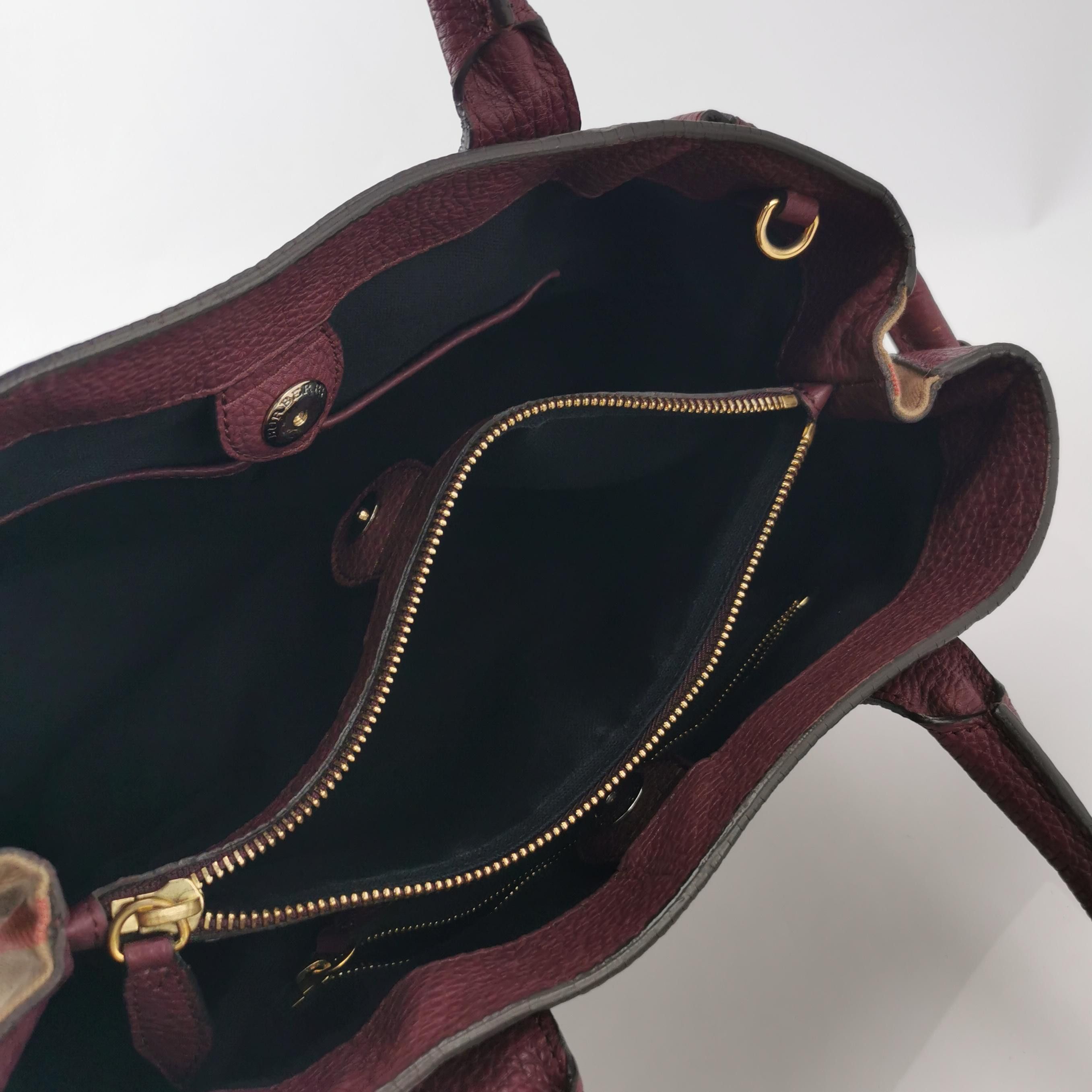 Burberry Burberry Women os Shoulder Bags Size ONE SIZE - 7 Thumbnail