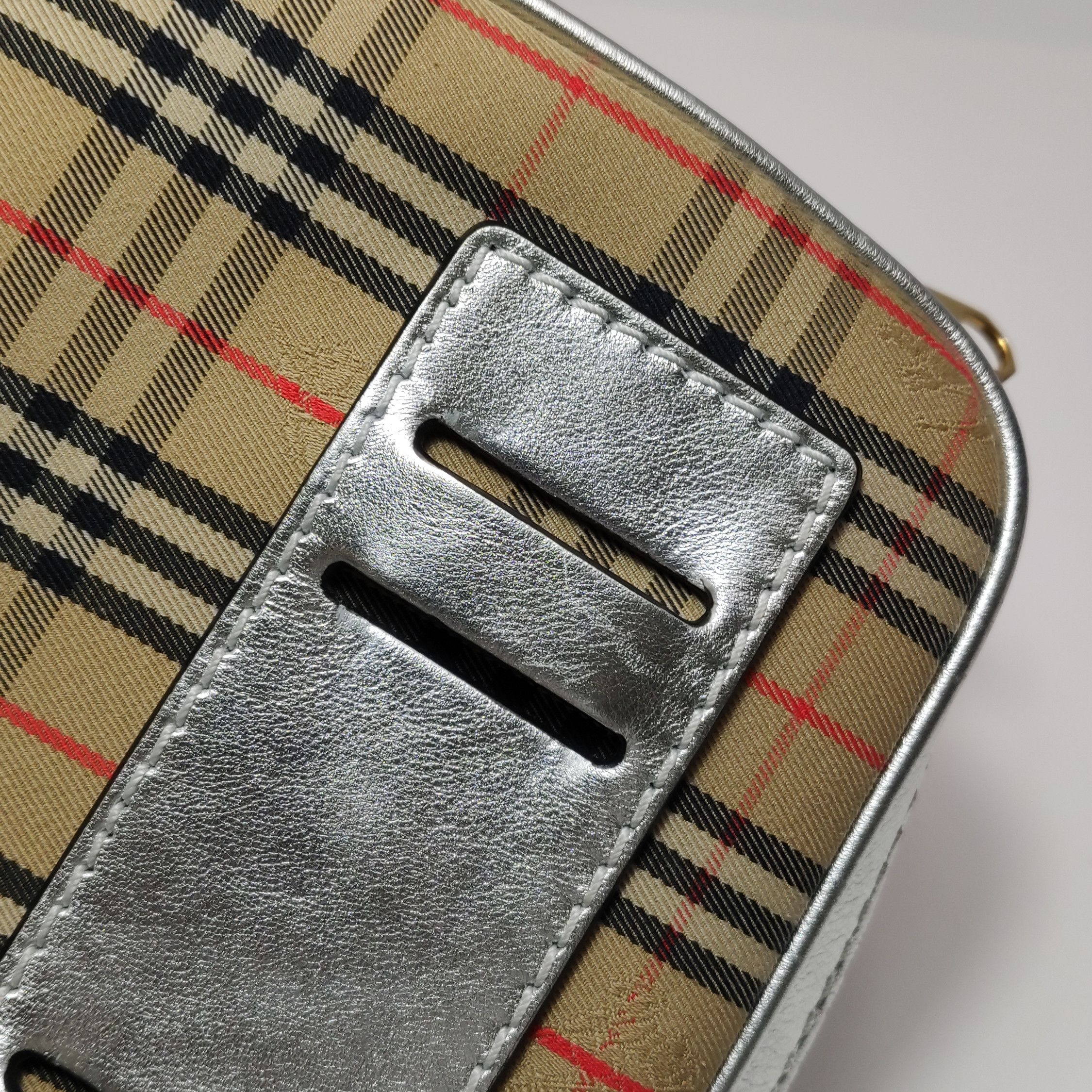 Burberry Burberry Women os Belt Bags Size ONE SIZE - 18 Thumbnail