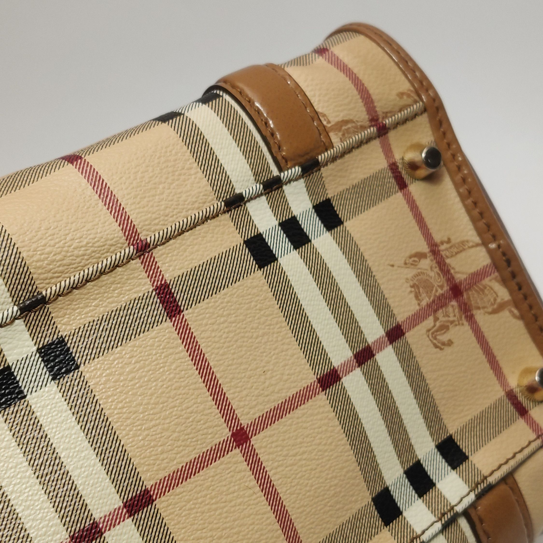 Burberry Burberry Women os Shoulder Bags Size ONE SIZE - 25 Thumbnail