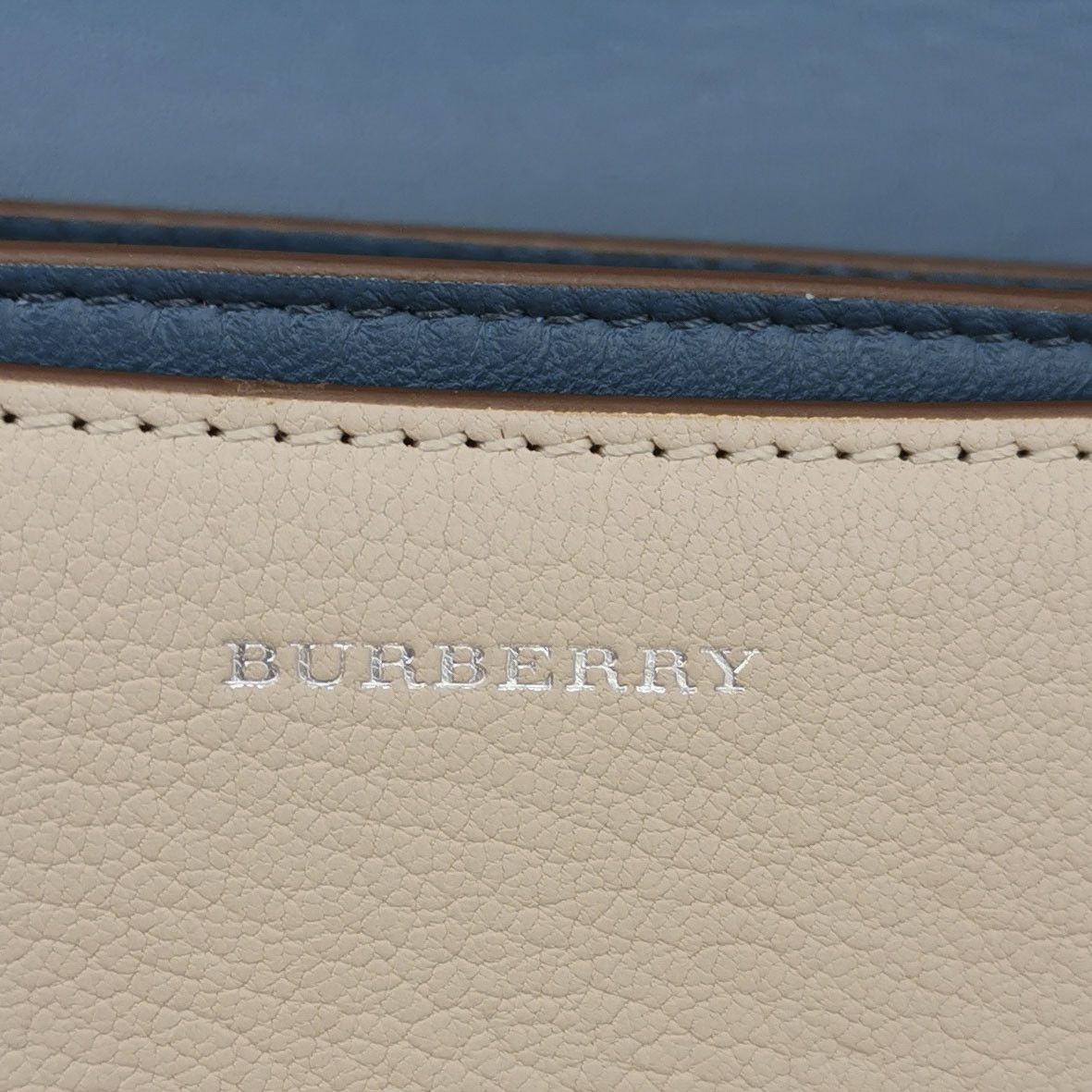 Burberry Burberry Women os Shoulder Bags Size ONE SIZE - 8 Thumbnail