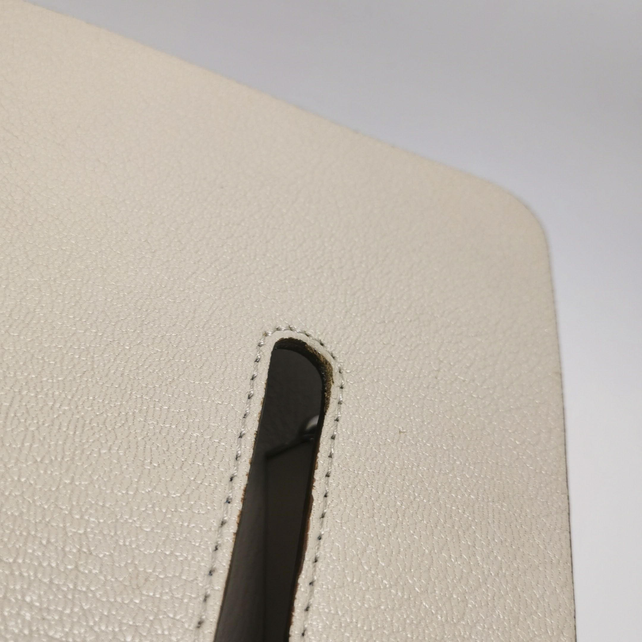 Burberry Burberry Women os Shoulder Bags Size ONE SIZE - 22 Thumbnail