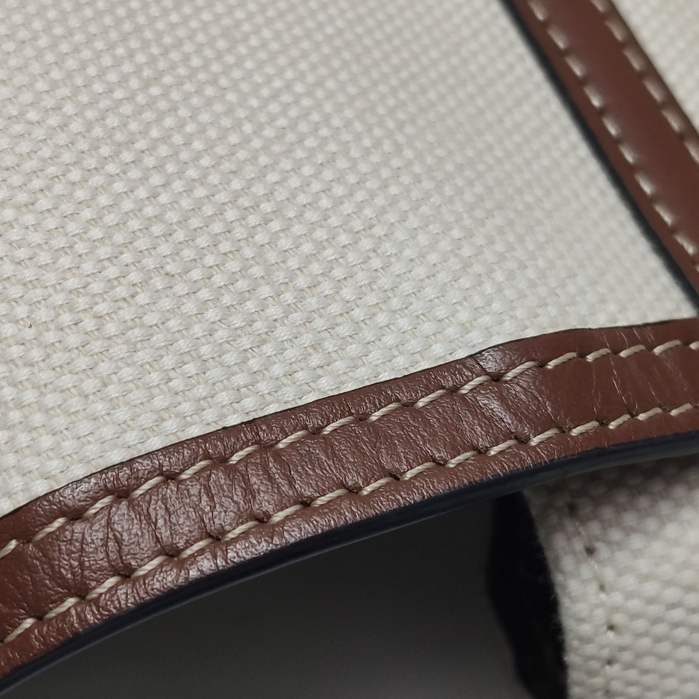 Burberry Burberry Women os Shoulder Bags Size ONE SIZE - 25 Thumbnail