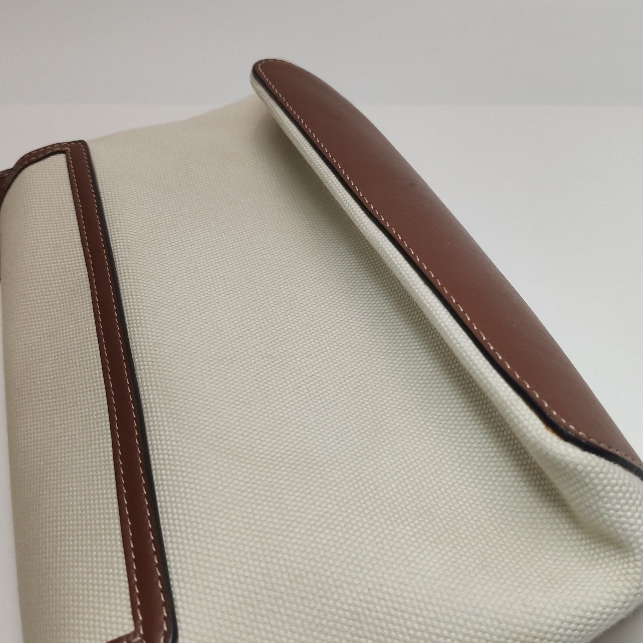 Burberry Burberry Women os Shoulder Bags Size ONE SIZE - 24 Thumbnail