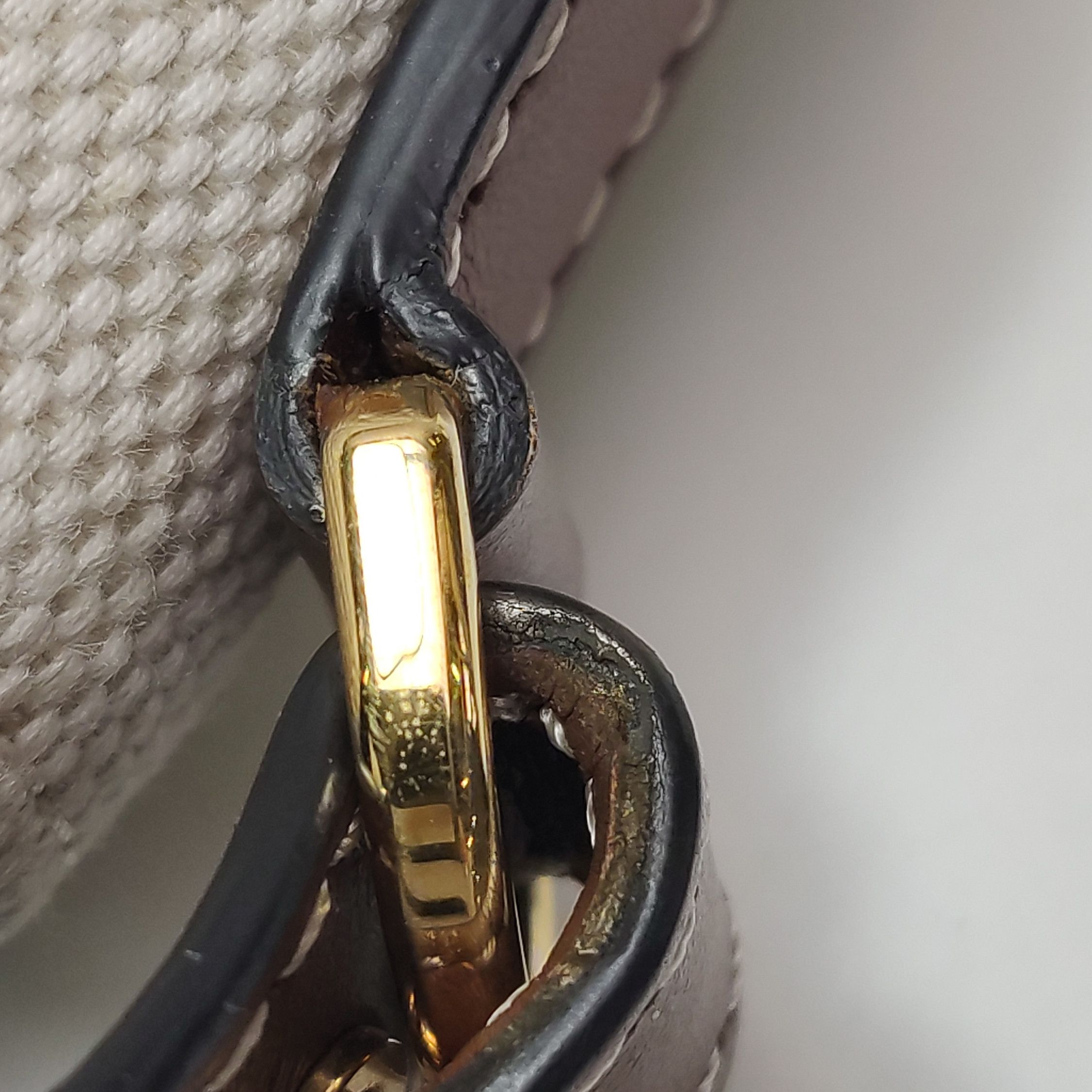 Burberry Burberry Women os Shoulder Bags Size ONE SIZE - 14 Thumbnail
