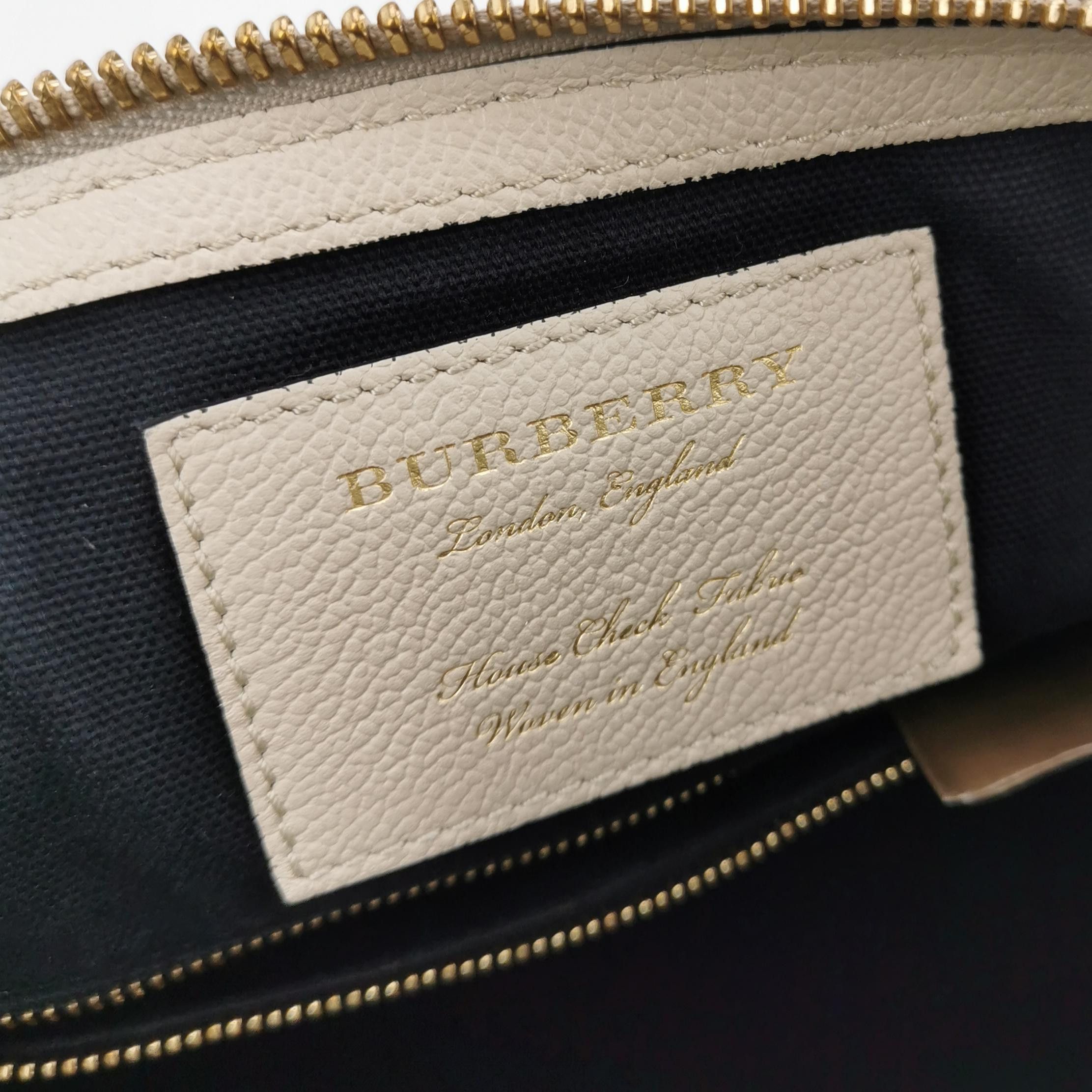 Burberry Burberry Women os Shoulder Bags Size ONE SIZE - 8 Thumbnail