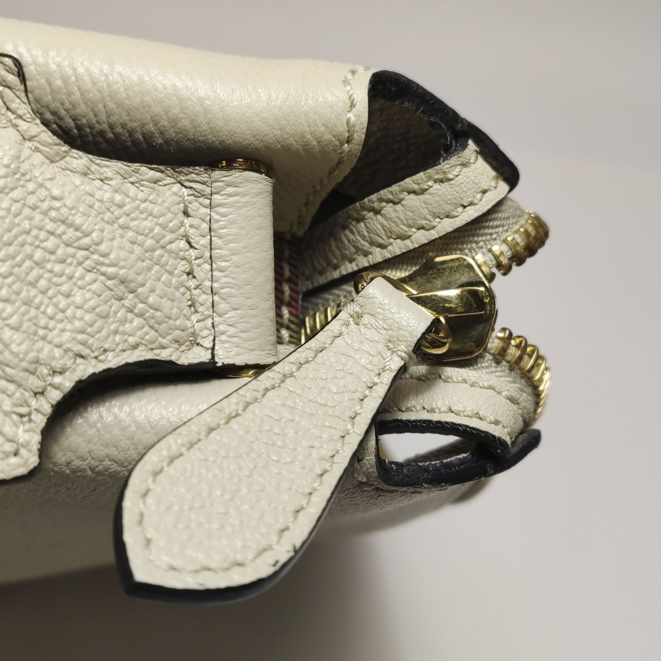 Burberry Burberry Women os Shoulder Bags Size ONE SIZE - 13 Thumbnail