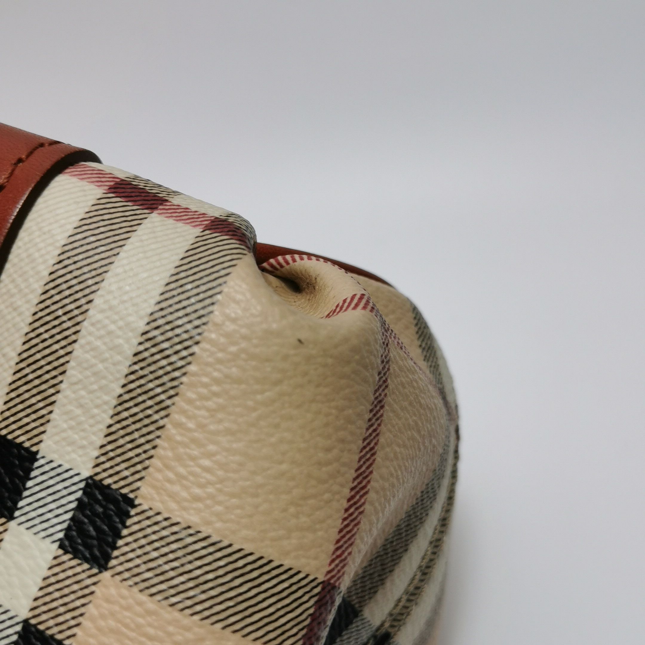 Burberry Burberry Women os Shoulder Bags Size ONE SIZE - 23 Thumbnail
