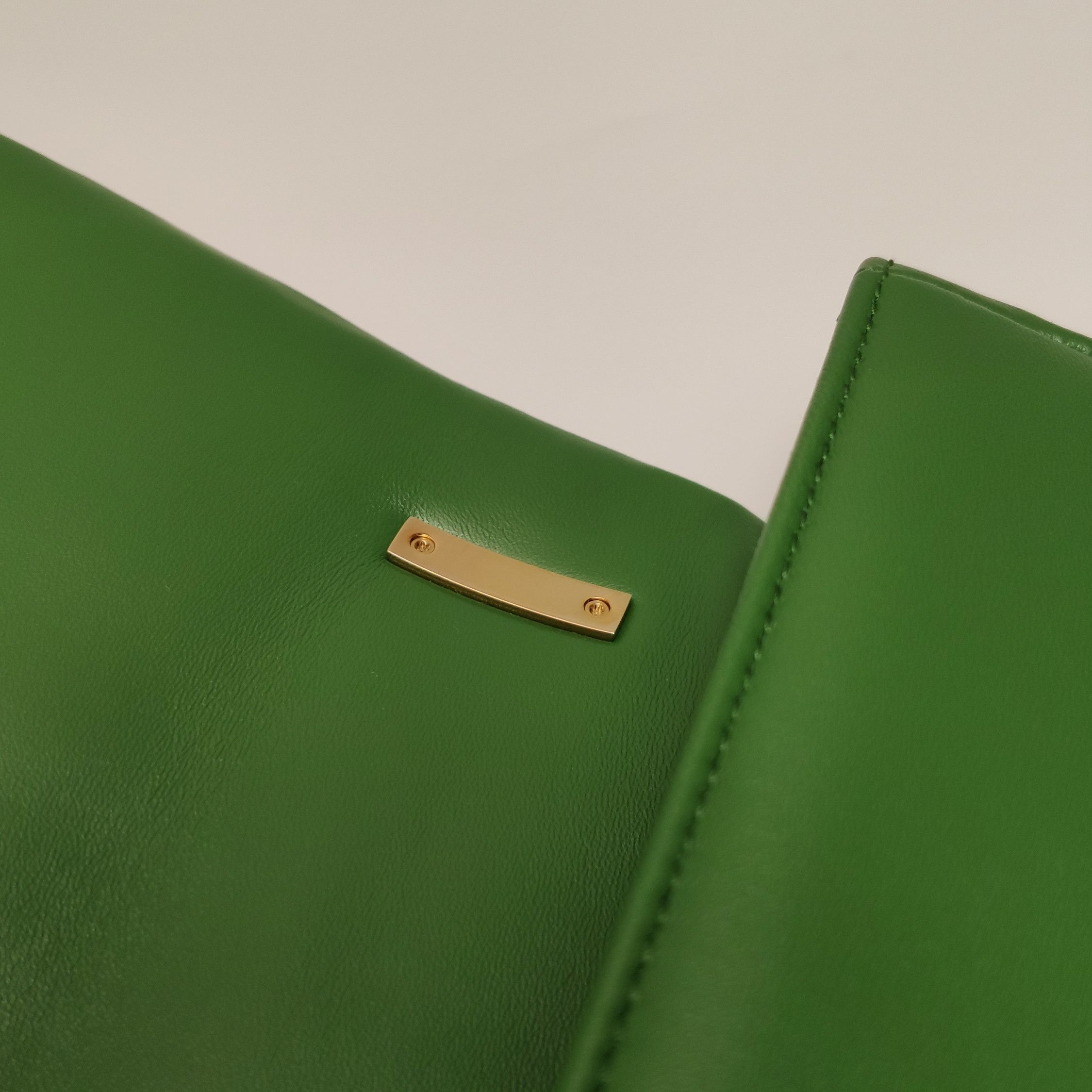 Burberry Burberry Women os Shoulder Bags Size ONE SIZE - 14 Thumbnail