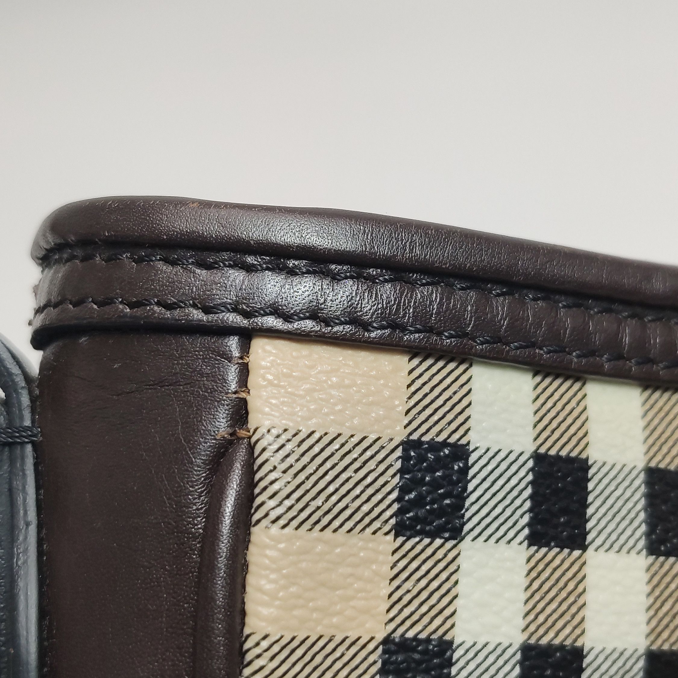Burberry Burberry Women os Shoulder Bags Size ONE SIZE - 17 Thumbnail