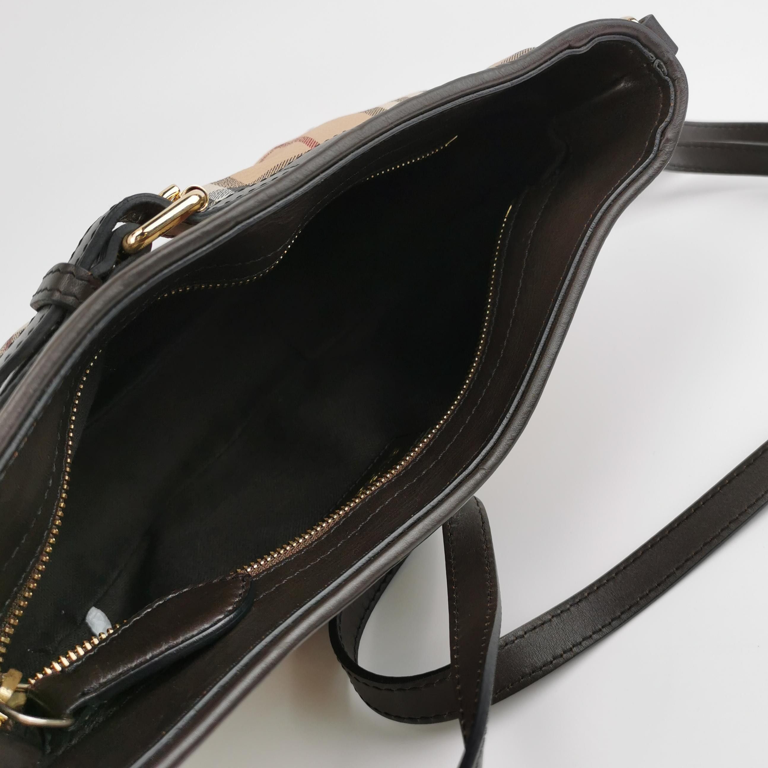 Burberry Burberry Women os Shoulder Bags Size ONE SIZE - 7 Thumbnail