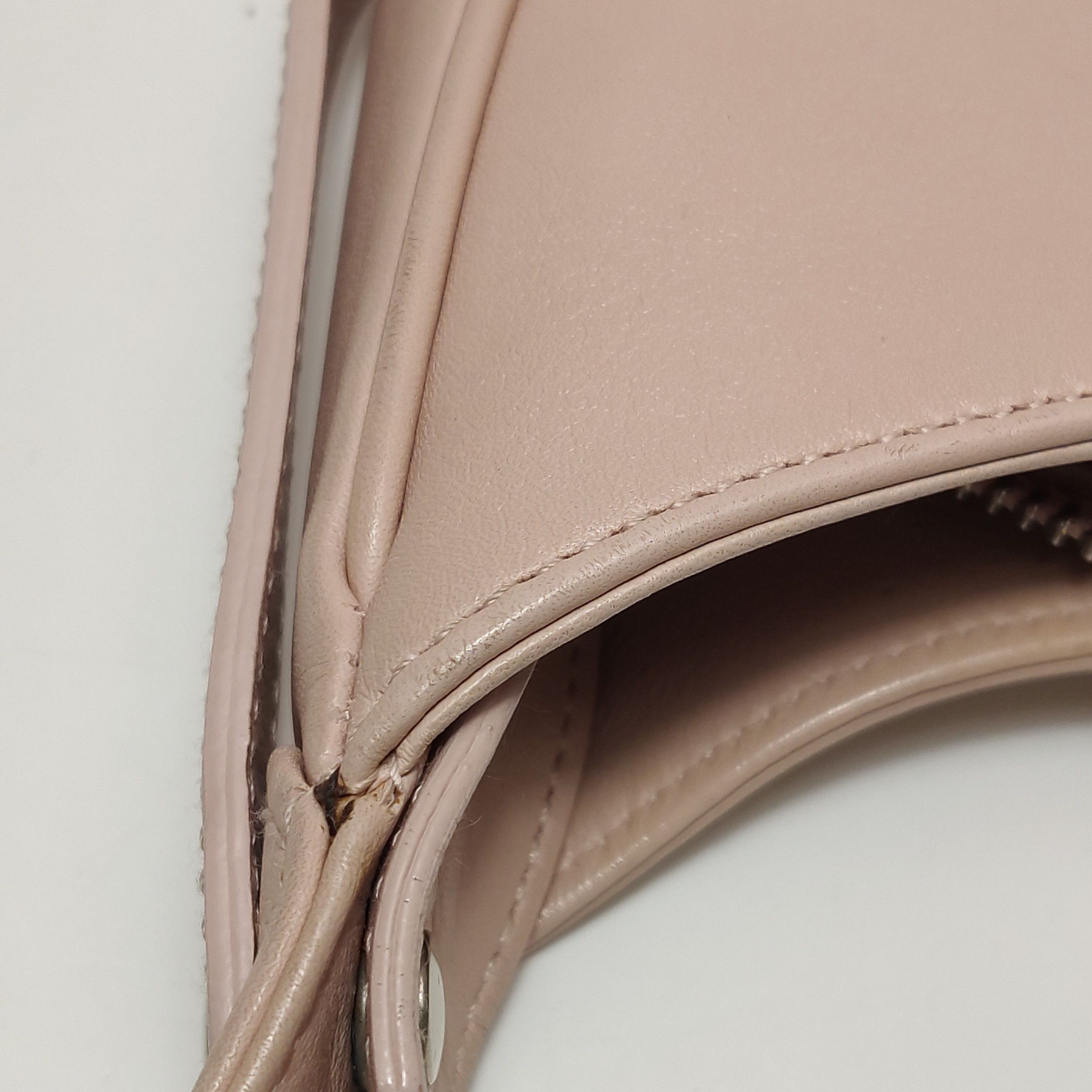 Burberry Burberry Women os Shoulder Bags Size ONE SIZE - 18 Thumbnail