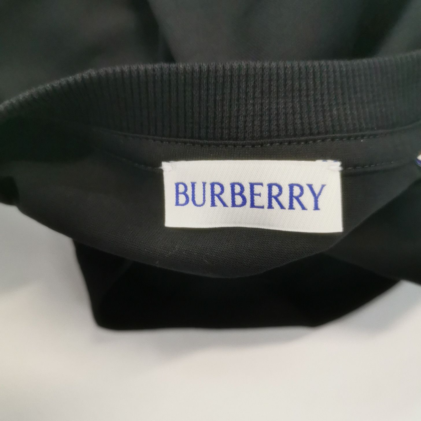 Burberry Burberry Women s Short Sleeve Shirts Size S / US 4 / IT 40 - 5 Thumbnail